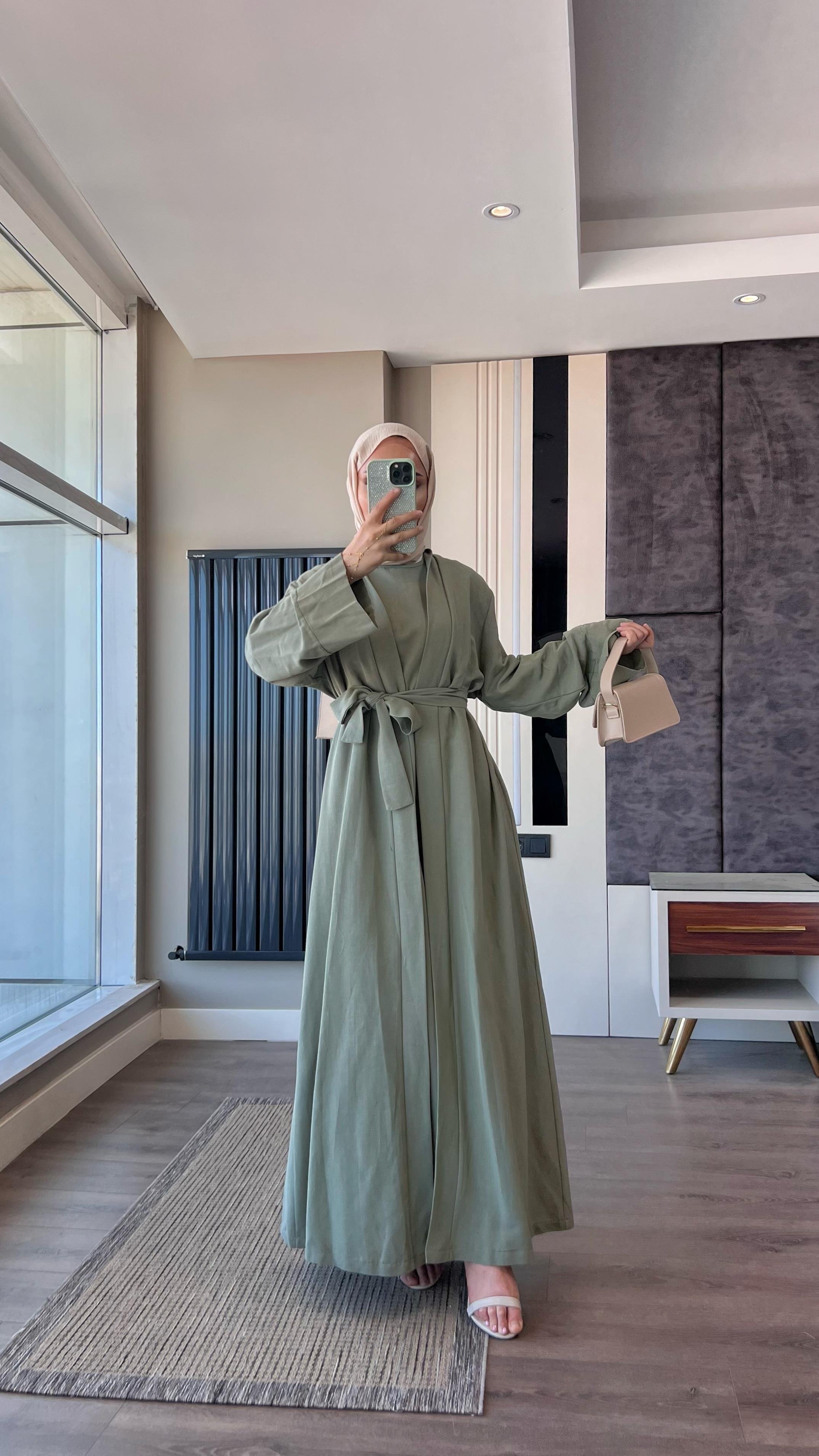 İçi Sıfır Kol İkili Abaya Takım YeşilDubaiShowroomELBİSELER049190-yşl
