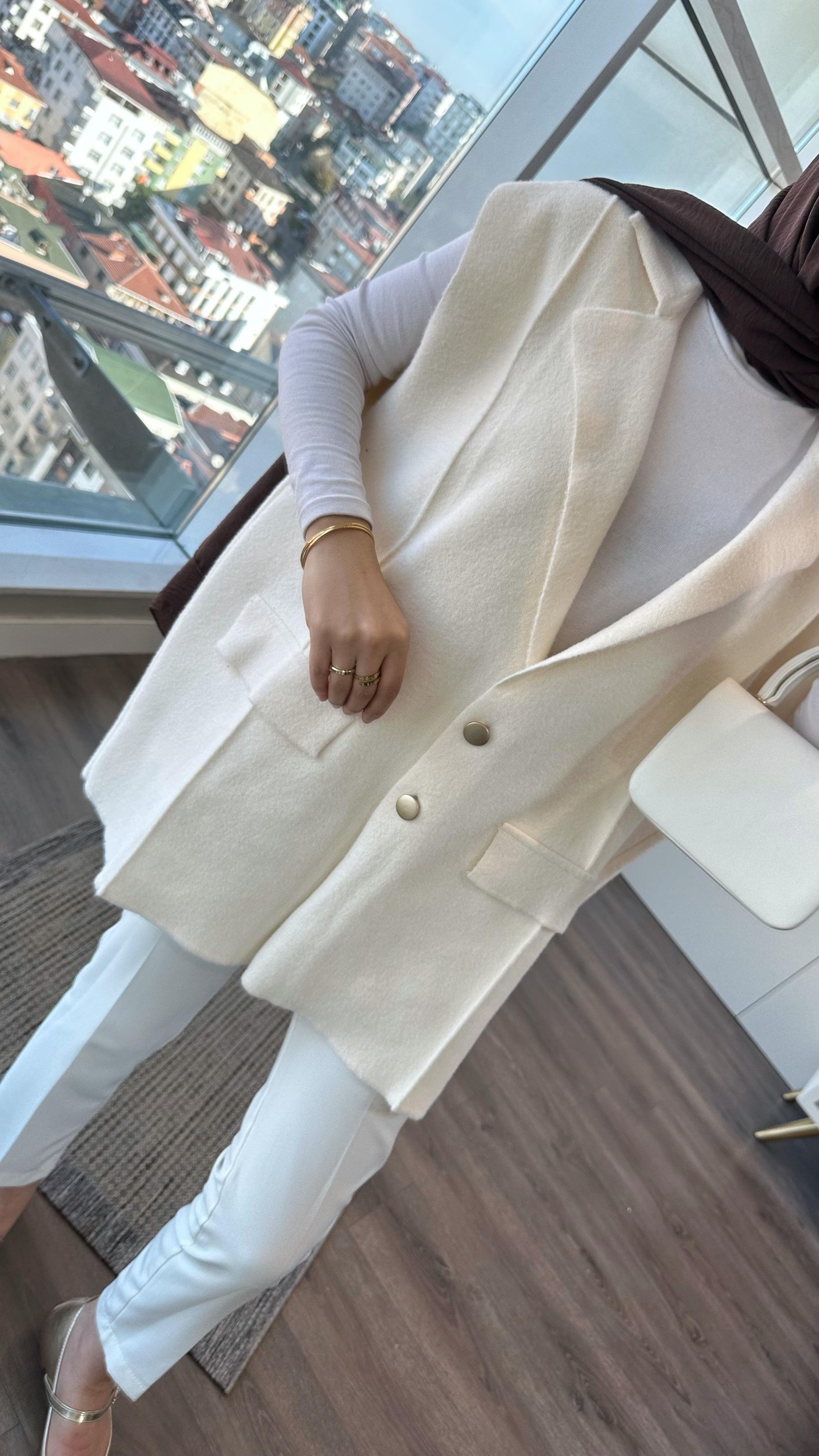 Süs Cep Yumoş Yelek KremDubaiShowroomDIŞ GİYİM44119
