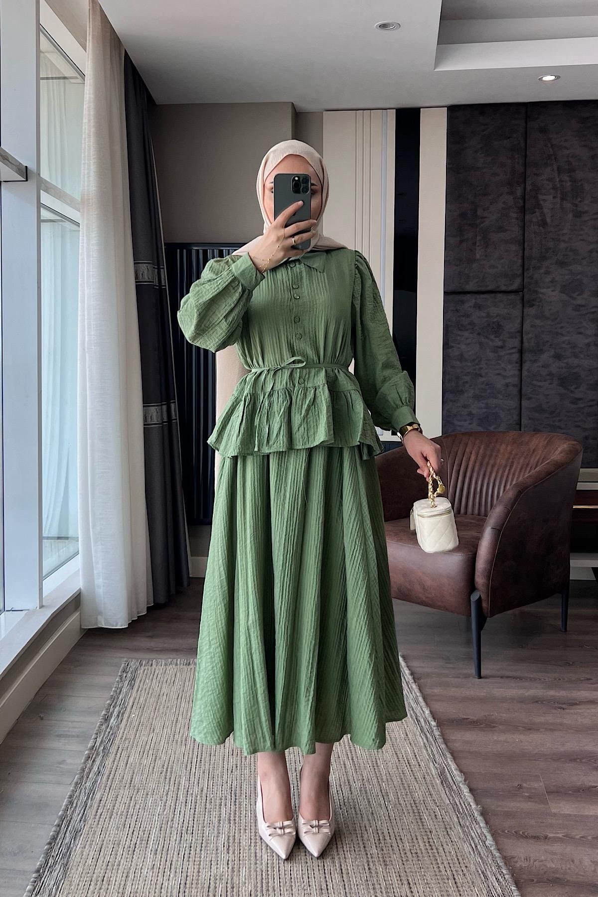 Begonya etekli Takım YeşilDubaiShowroomTAKIM09878
