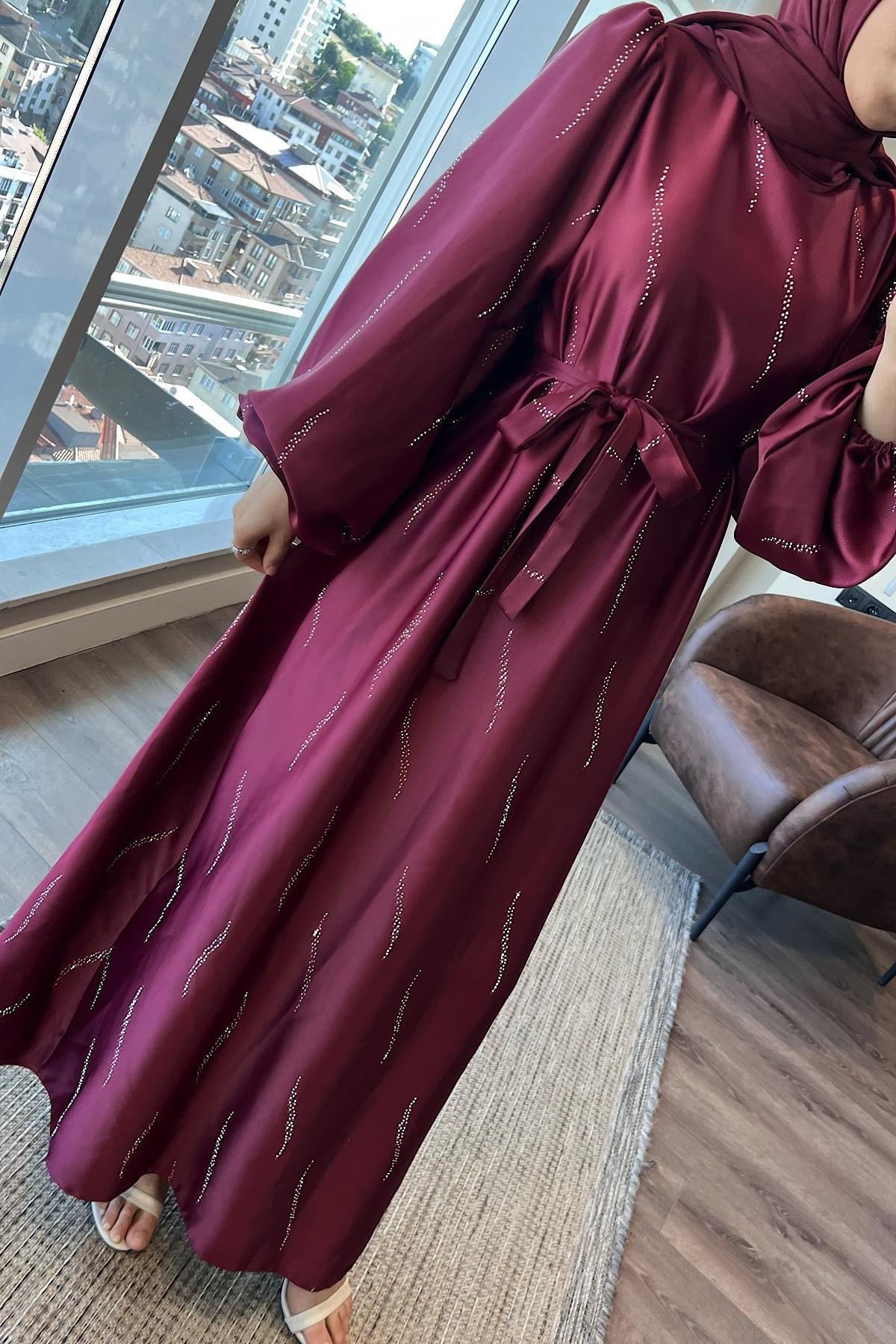 Üzeri Taş Detay Saten Elbise BordoDubaiShowroomELBİSELER01146