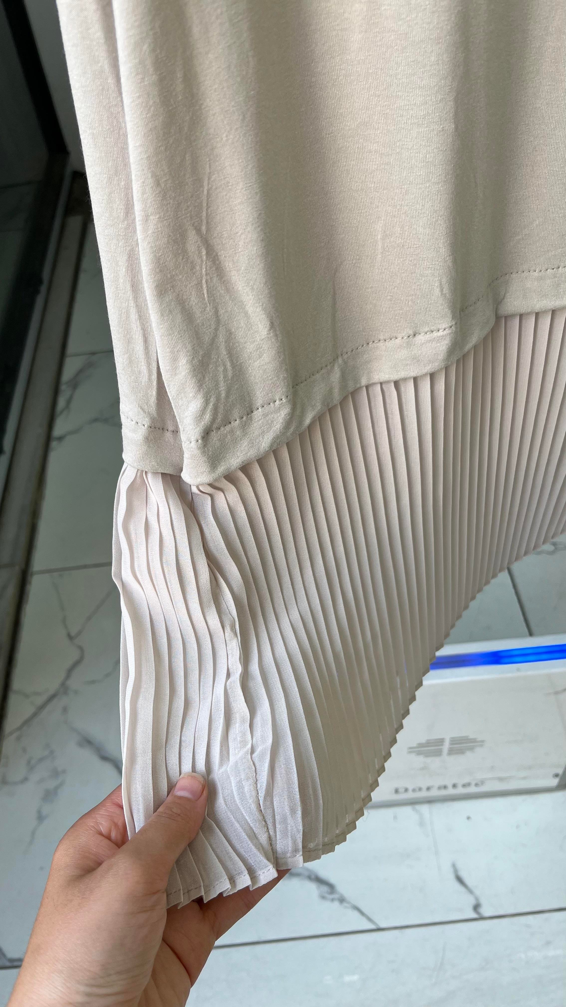 Altı Pileli İçlik BejDubaiShowroomÜST GİYİM01962-BJ