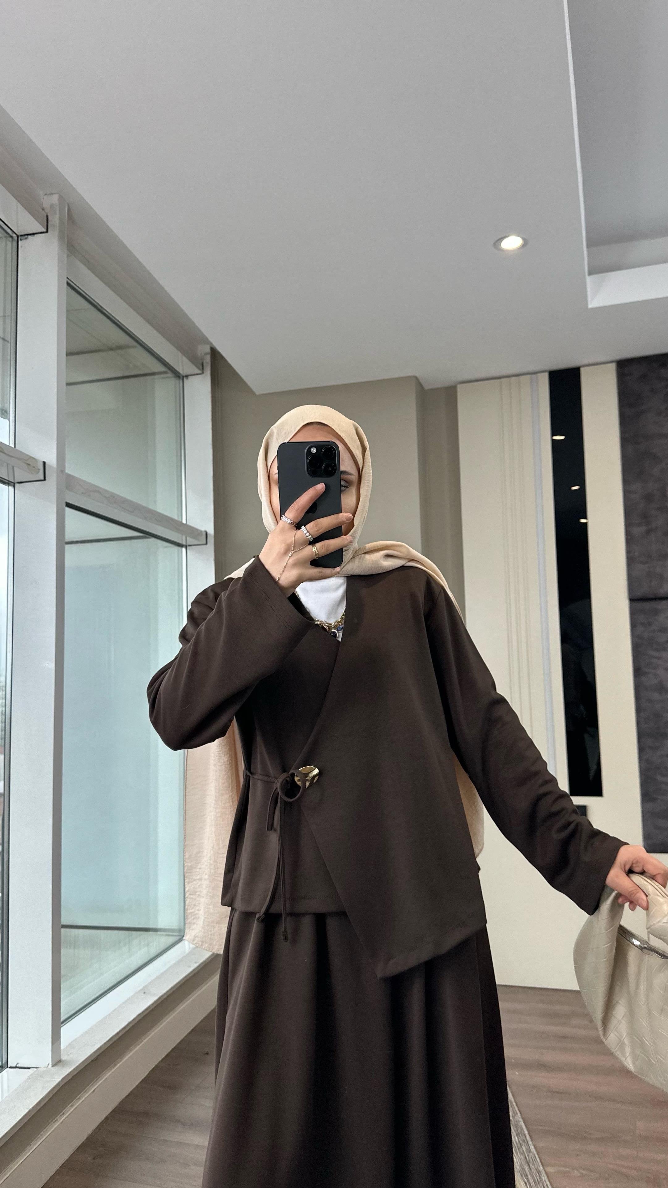 Lucas Modal Etekli Takım KahverengiDubaiShowroomTAKIM01035