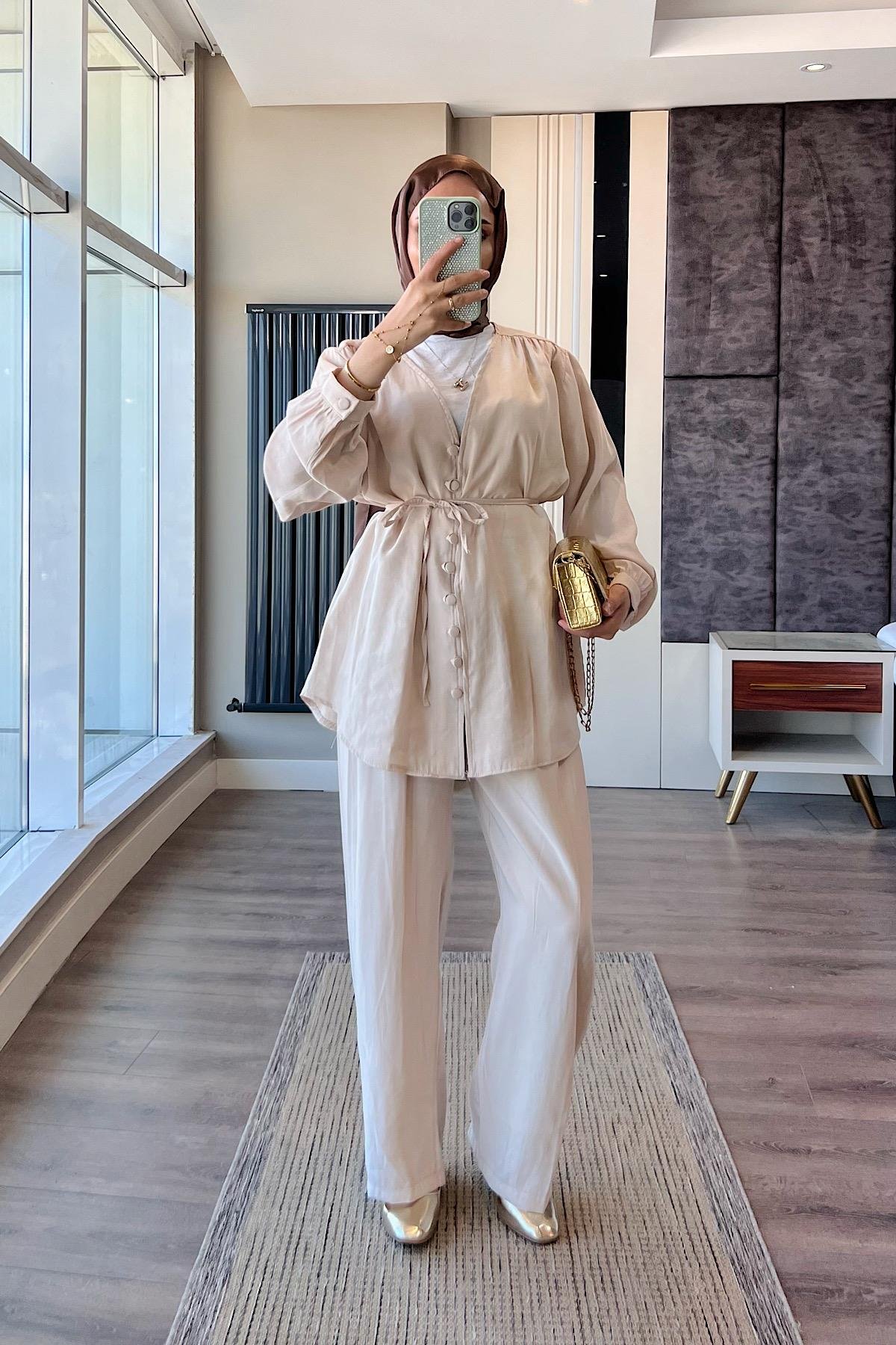 Kruvaze Yaka İkili Takım BejDubaiShowroomTAKIM01279-BJ