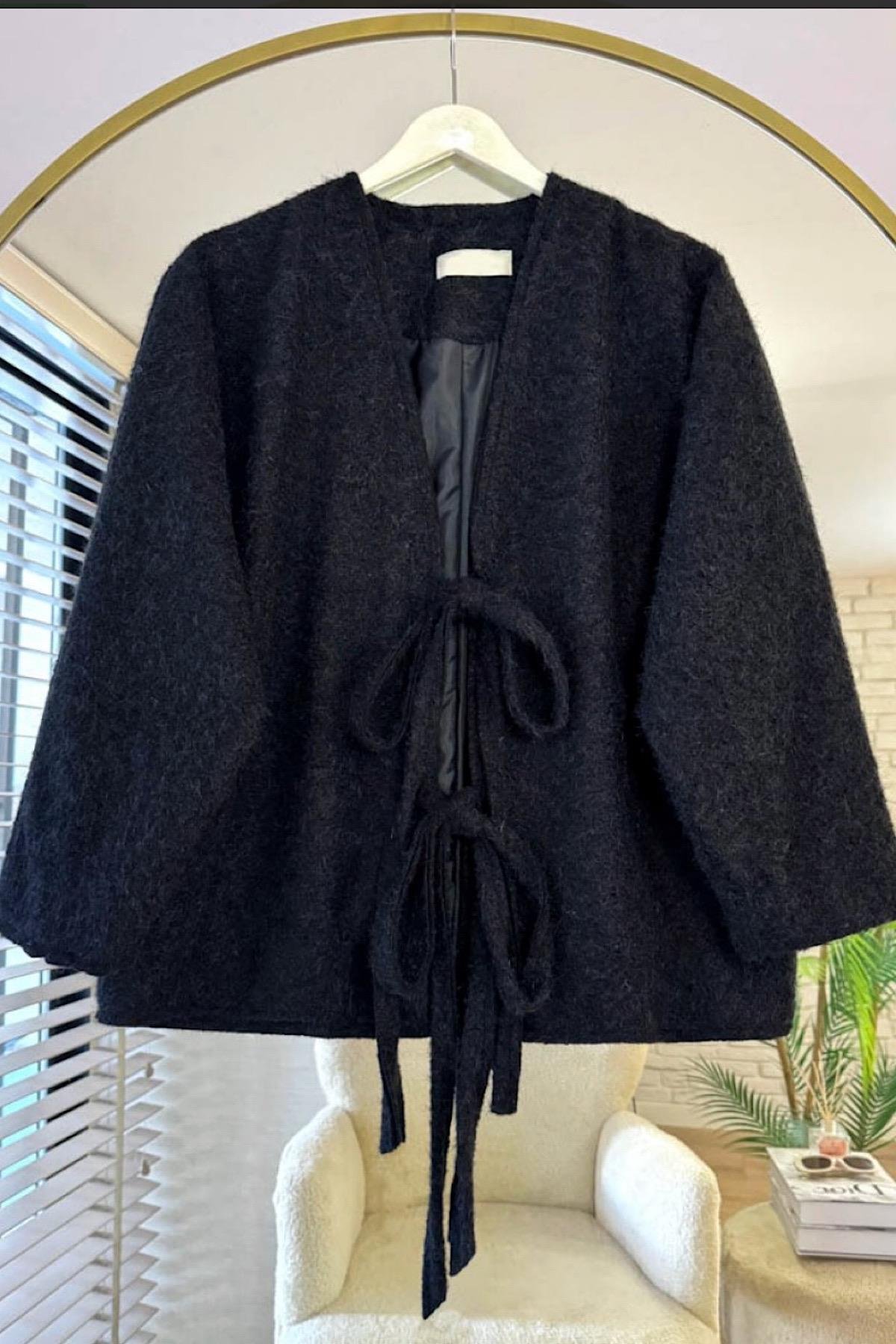 Önü Bağcıklı Kaşmir Ceket SiyahDubaiShowroomDIŞ GİYİM24111