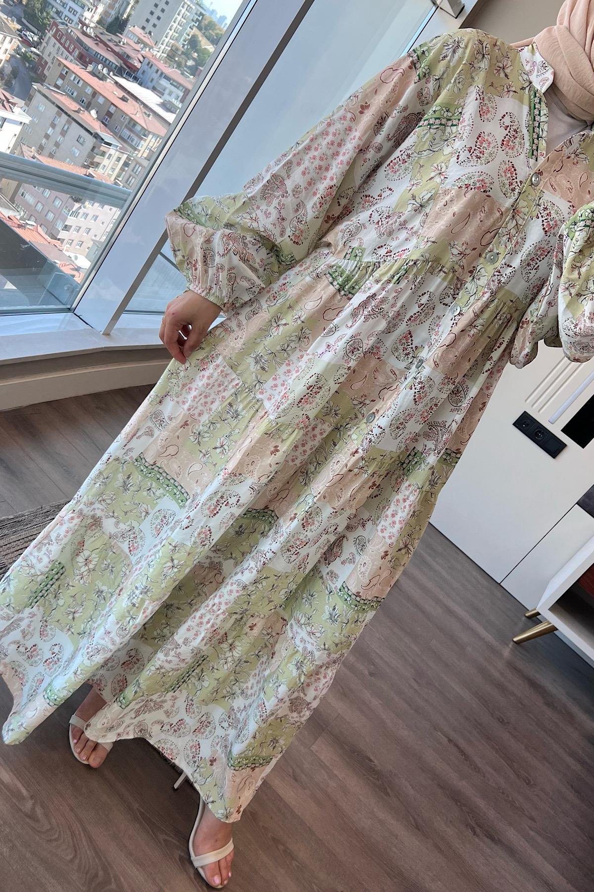 Yarım Patlı Desenli Elbise Yeşil Çiçekli DubaiShowroomELBİSELER01551-YŞL