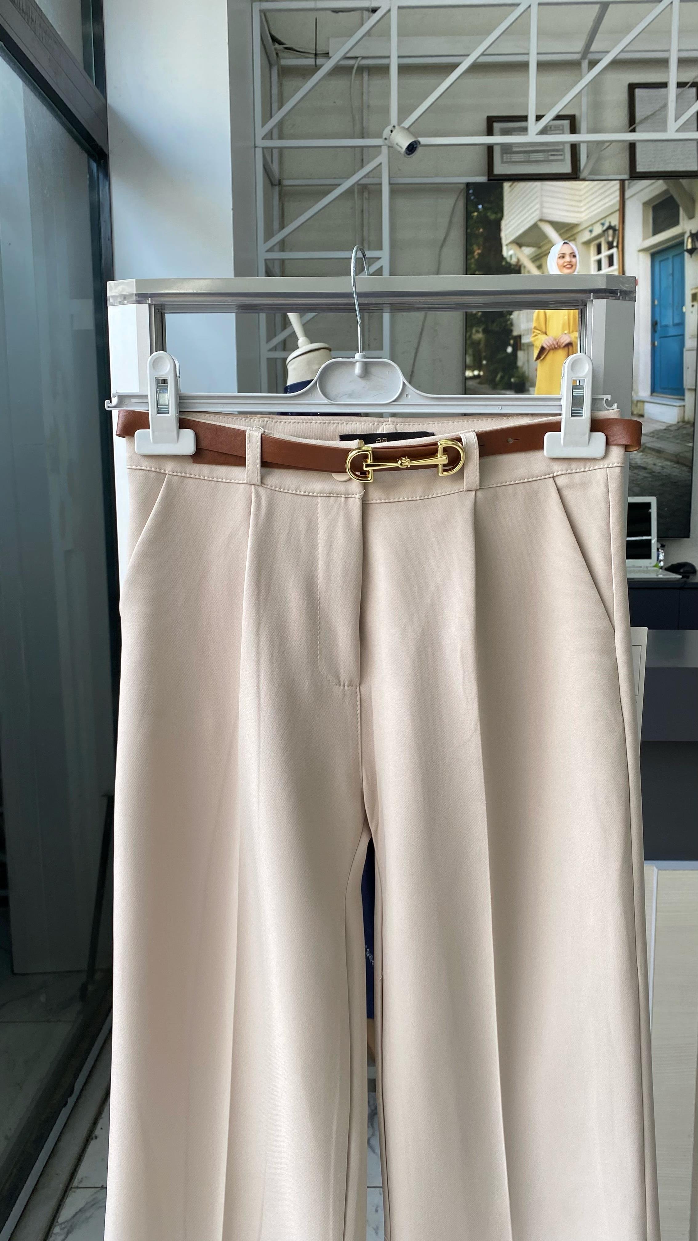 Kemerli Bol Paça Pantolon bejDubaiShowroomALT GİYİM02200