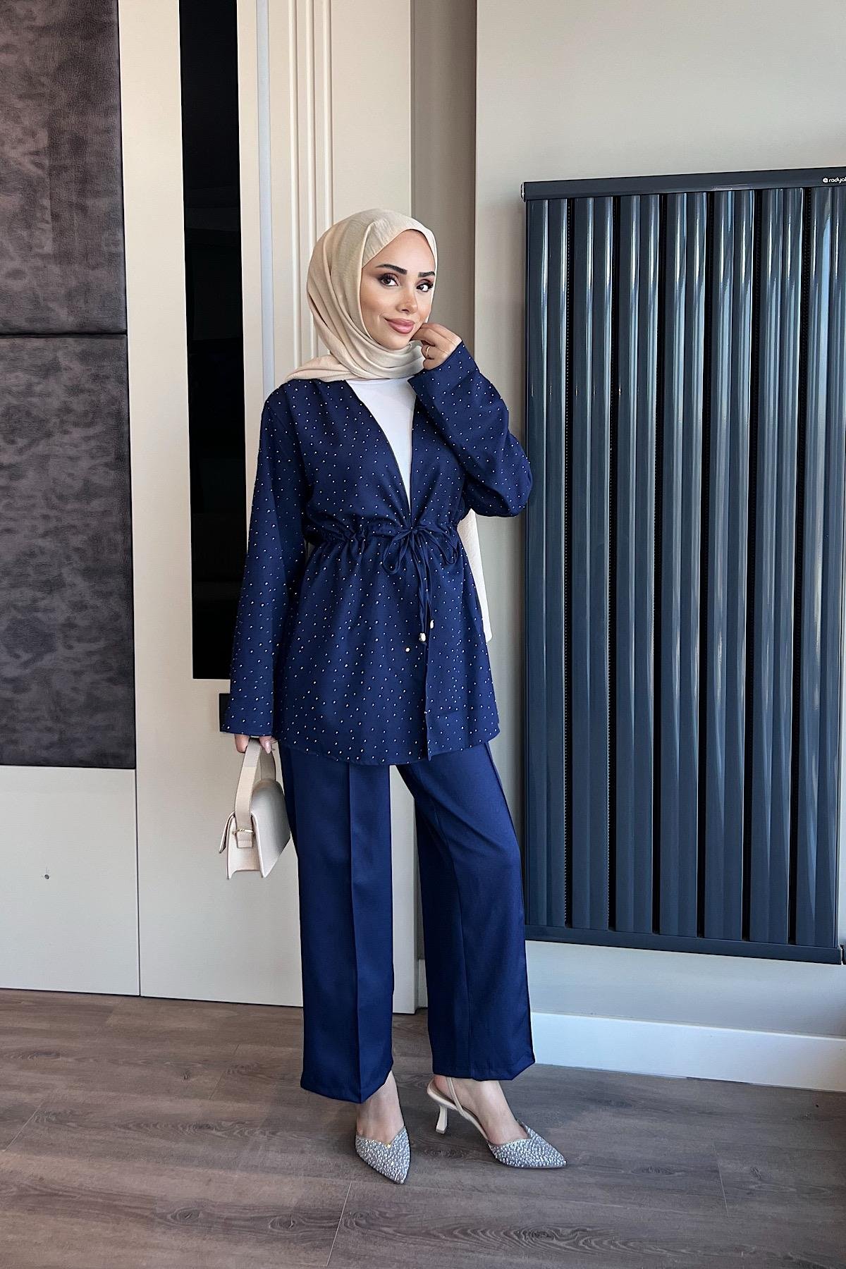 Üzeri Taşlı İkili Takım LacivertDubaiShowroomTAKIM04727