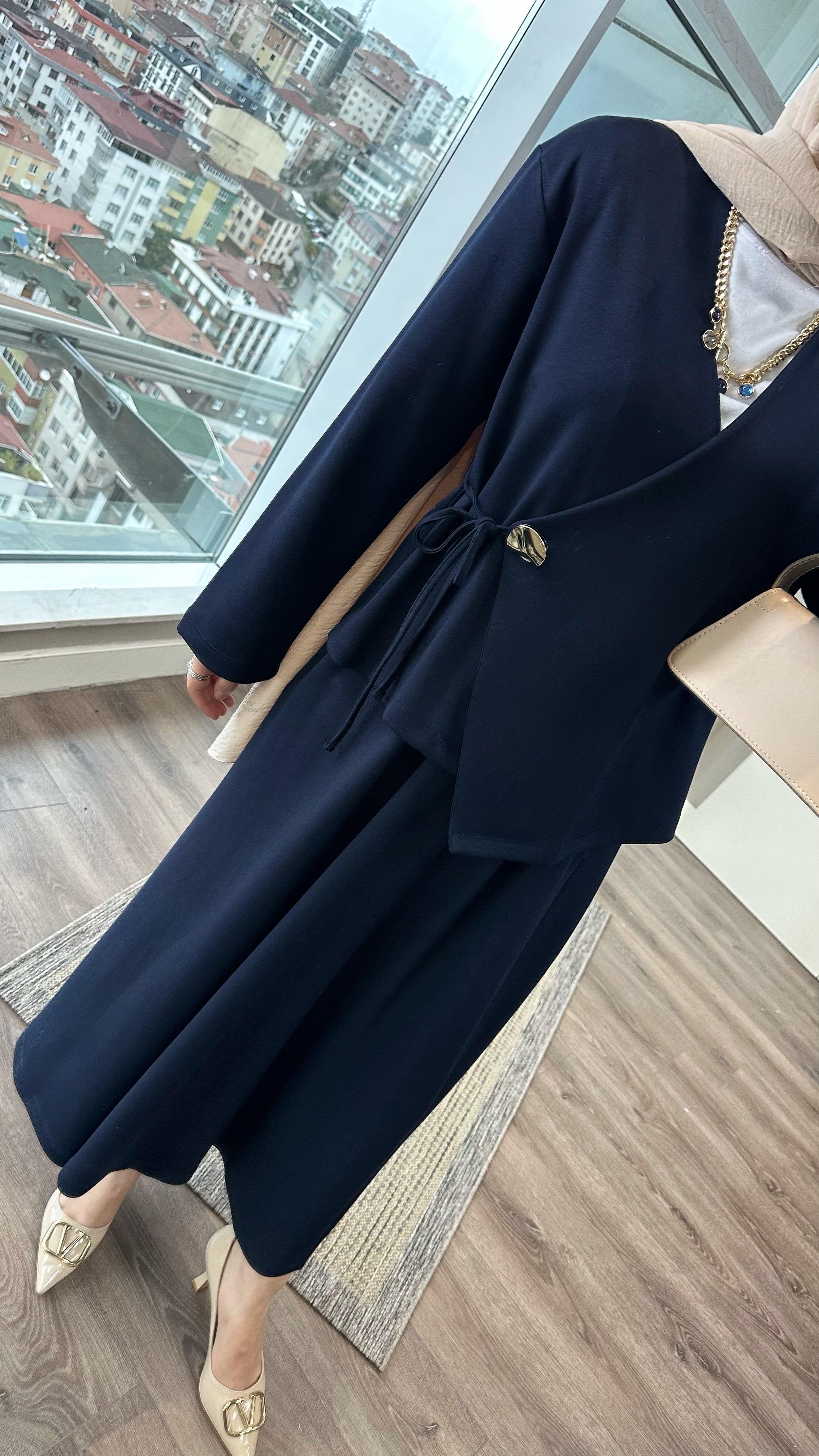 Lucas Modal Etekli Takım LacivertDubaiShowroomTAKIM01035