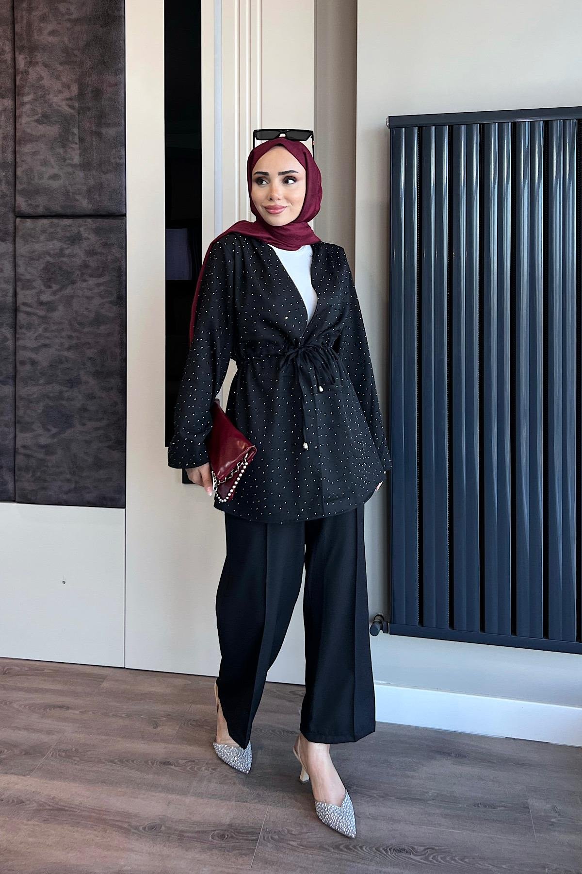 Üzeri Taşlı İkili Takım SiyahDubaiShowroomTAKIM04727-SYH