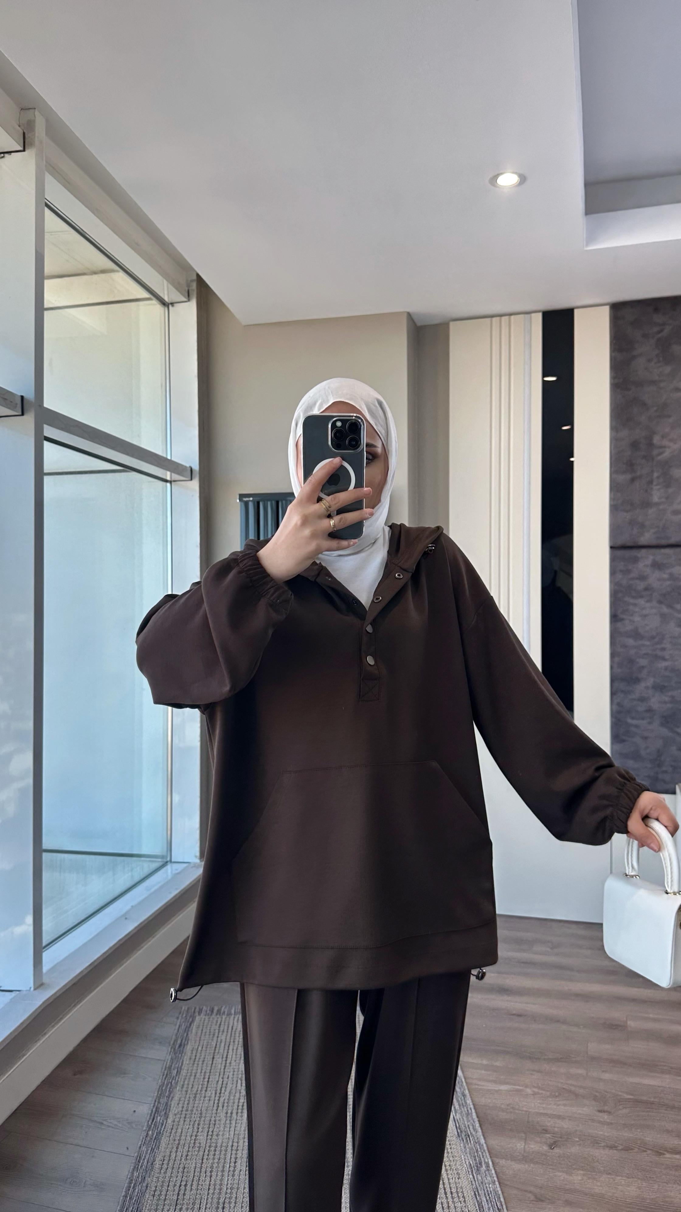 Paçası Pensli Kapşonlu Takım Kahverengi DubaiShowroomTAKIM01038