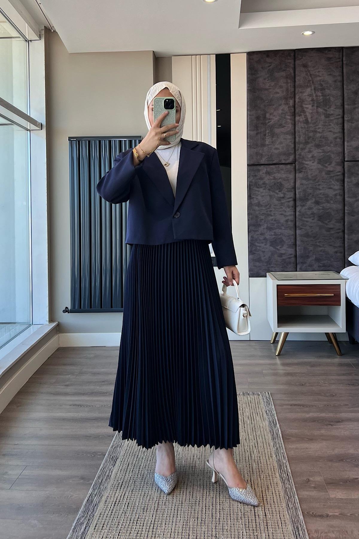 Piliseli Etekli Takım Lacivert DubaiShowroomTAKIM41319-LCVRT