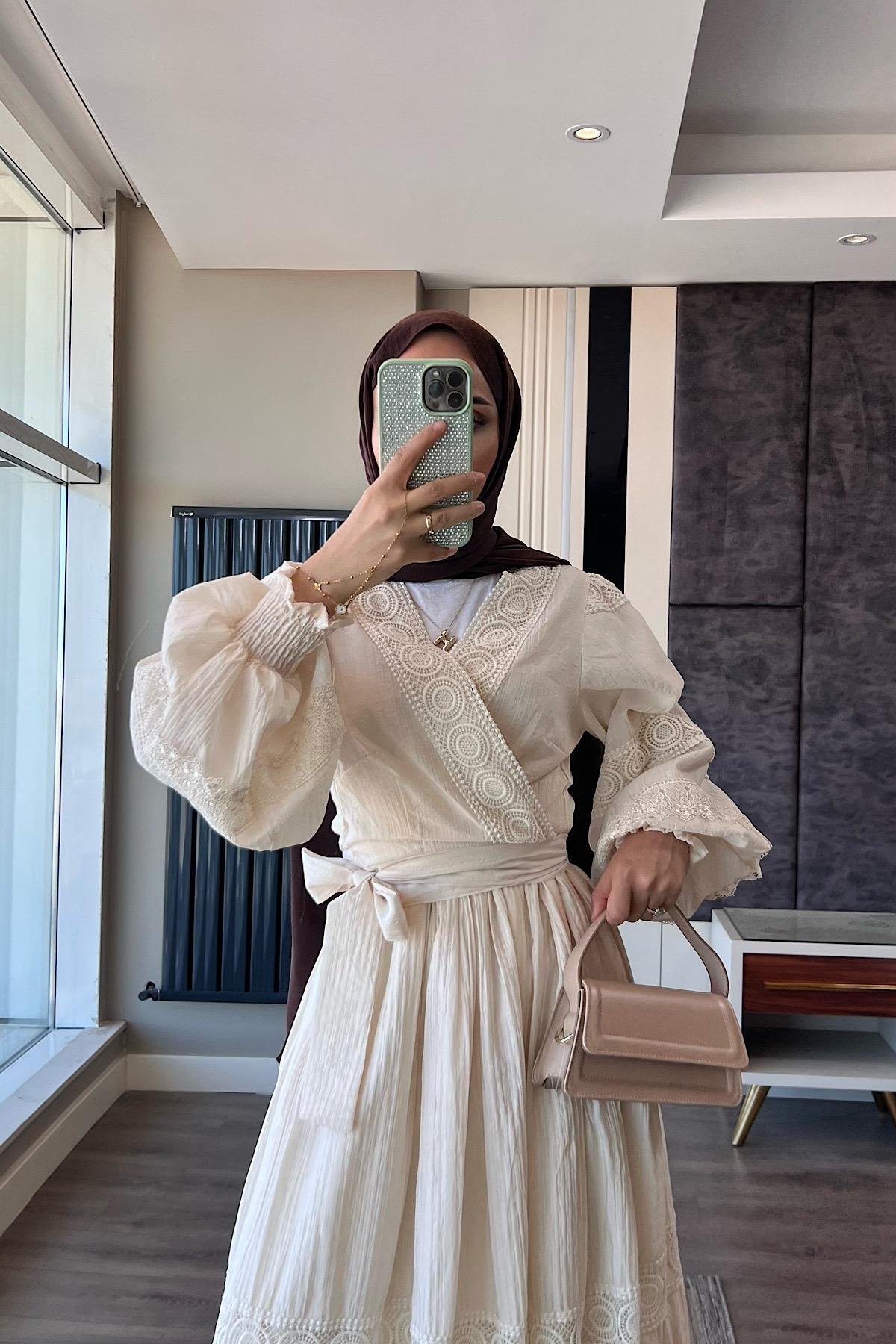 Fisto Detay İkili Takım KremDubaiShowroomTAKIM01558-KREM