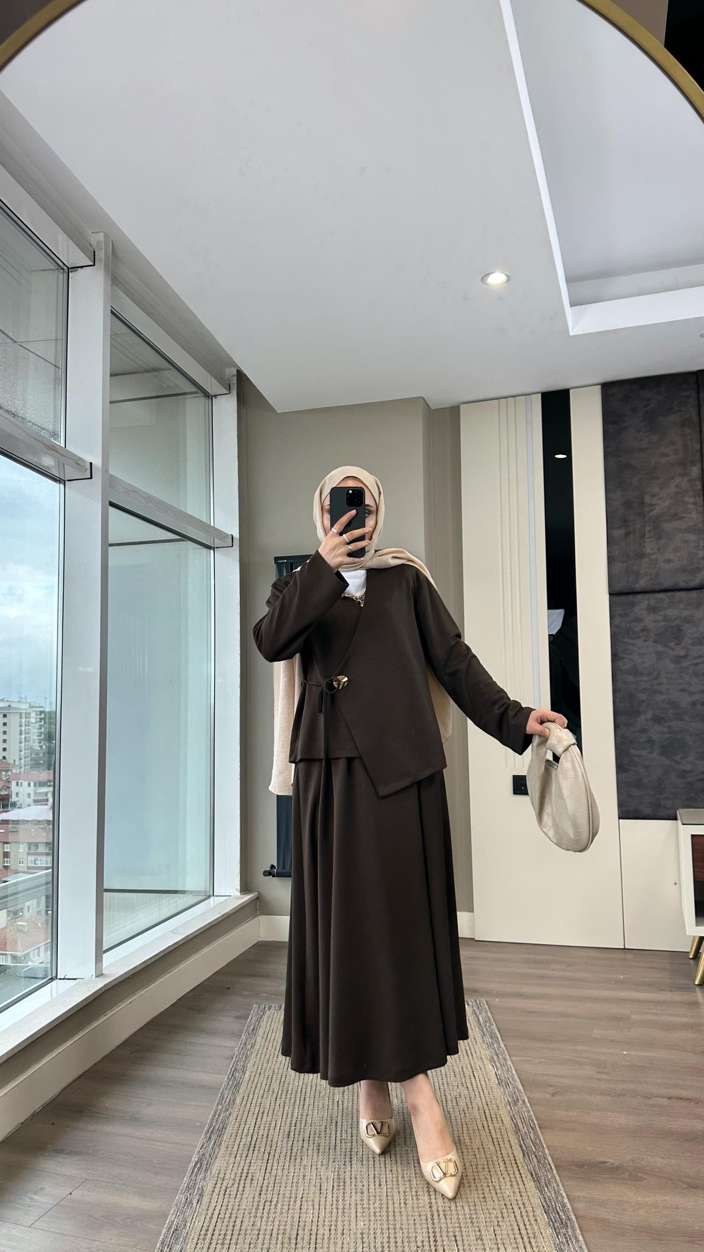 Lucas Modal Etekli Takım KahverengiDubaiShowroomTAKIM01035