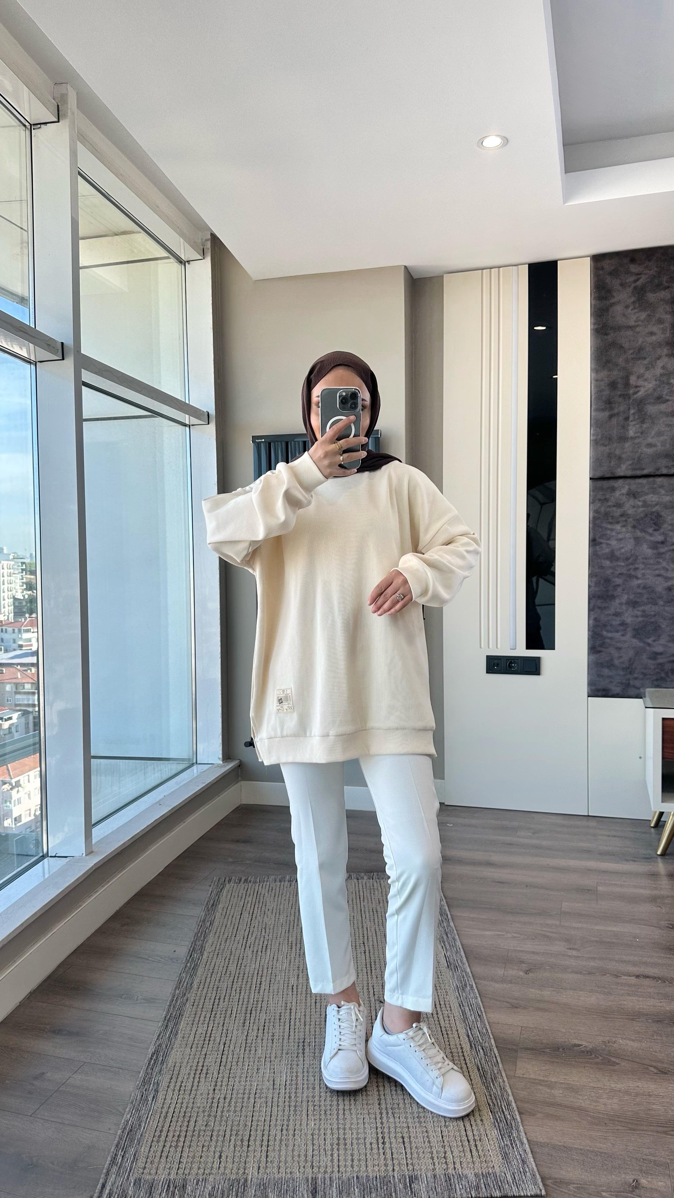 Bisiklet Yaka Basıc Tunik KremDubaiShowroomÜST GİYİM06138