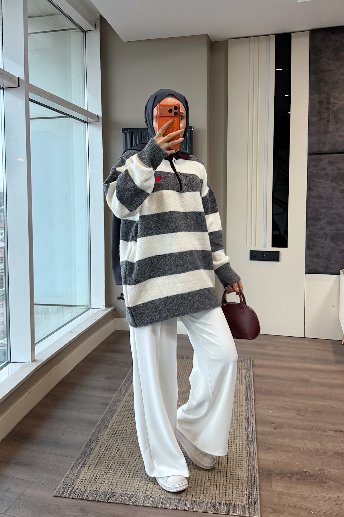 Polo Yaka Gri Beyaz Çizgili Yumoş TunikDubaiShowroomÜST GİYİM00968
