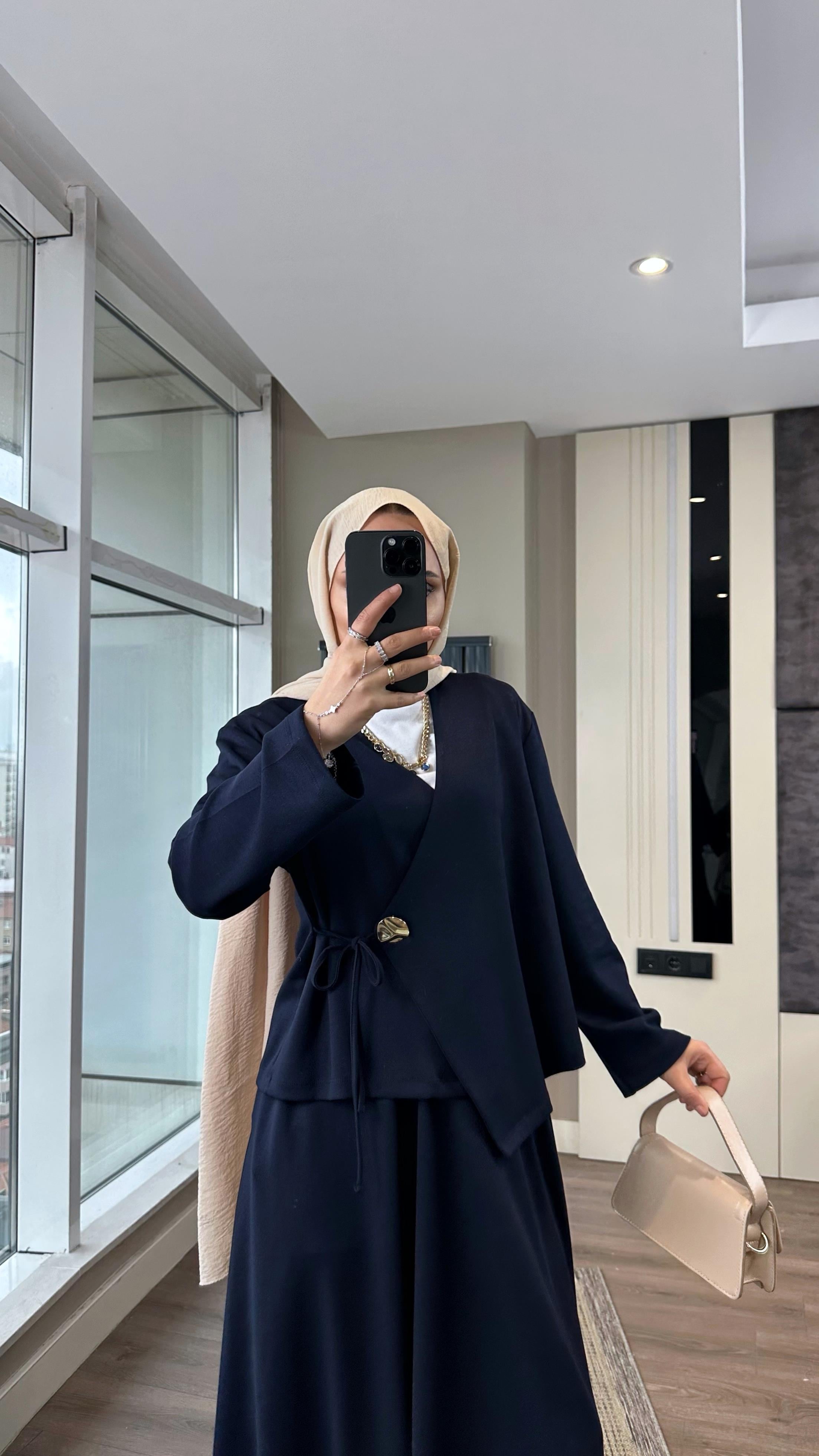 Lucas Modal Etekli Takım LacivertDubaiShowroomTAKIM01035