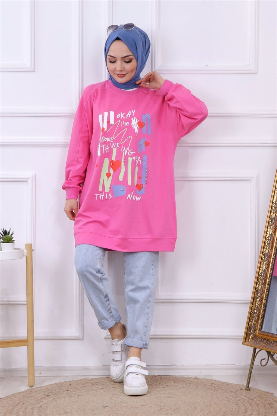 BASKI VE TAŞ İŞLEMELİ SWEAT PEMBE 
