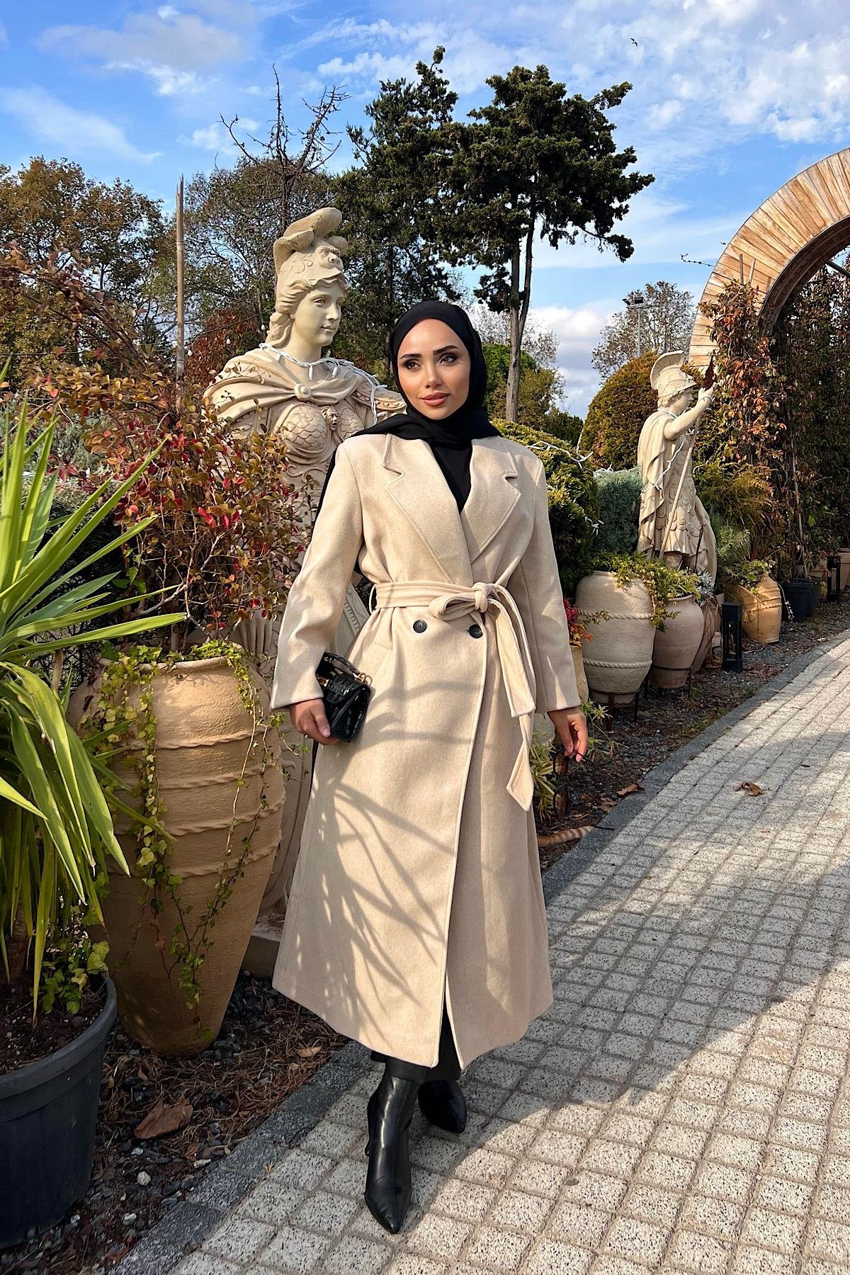 Astarlı Kaşe Kaban BejDubaiShowroomDIŞ GİYİM03056