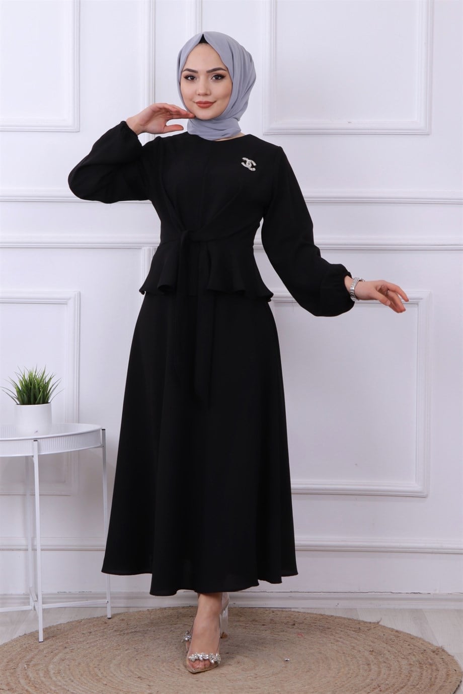 BROŞ DETAYLI TAKIM SİYAH