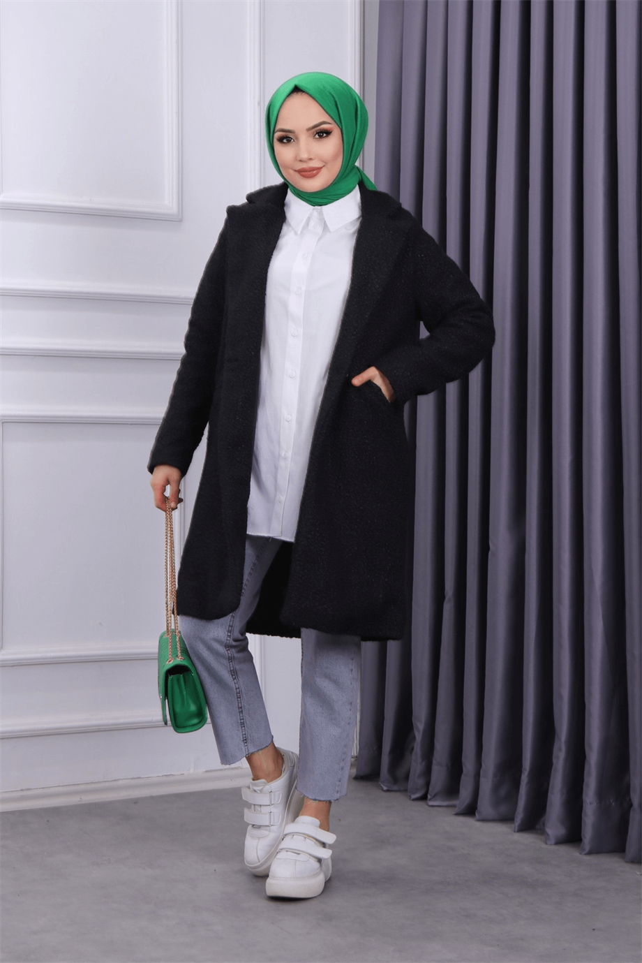 Buklet kaban siyah