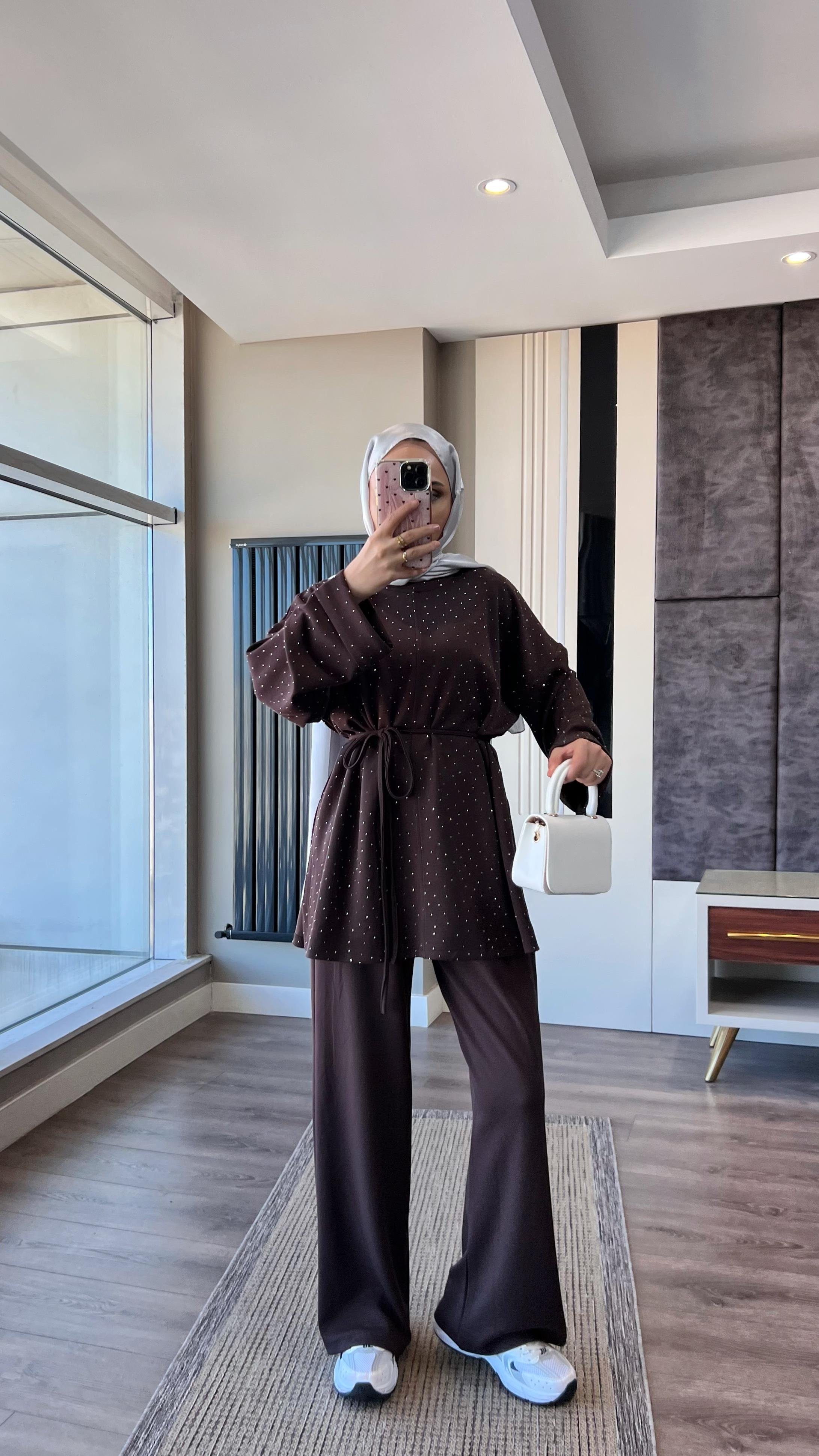 Üzeri Taşlı Pamuklu Takım KahverengiDubaiShowroomTAKIM514506