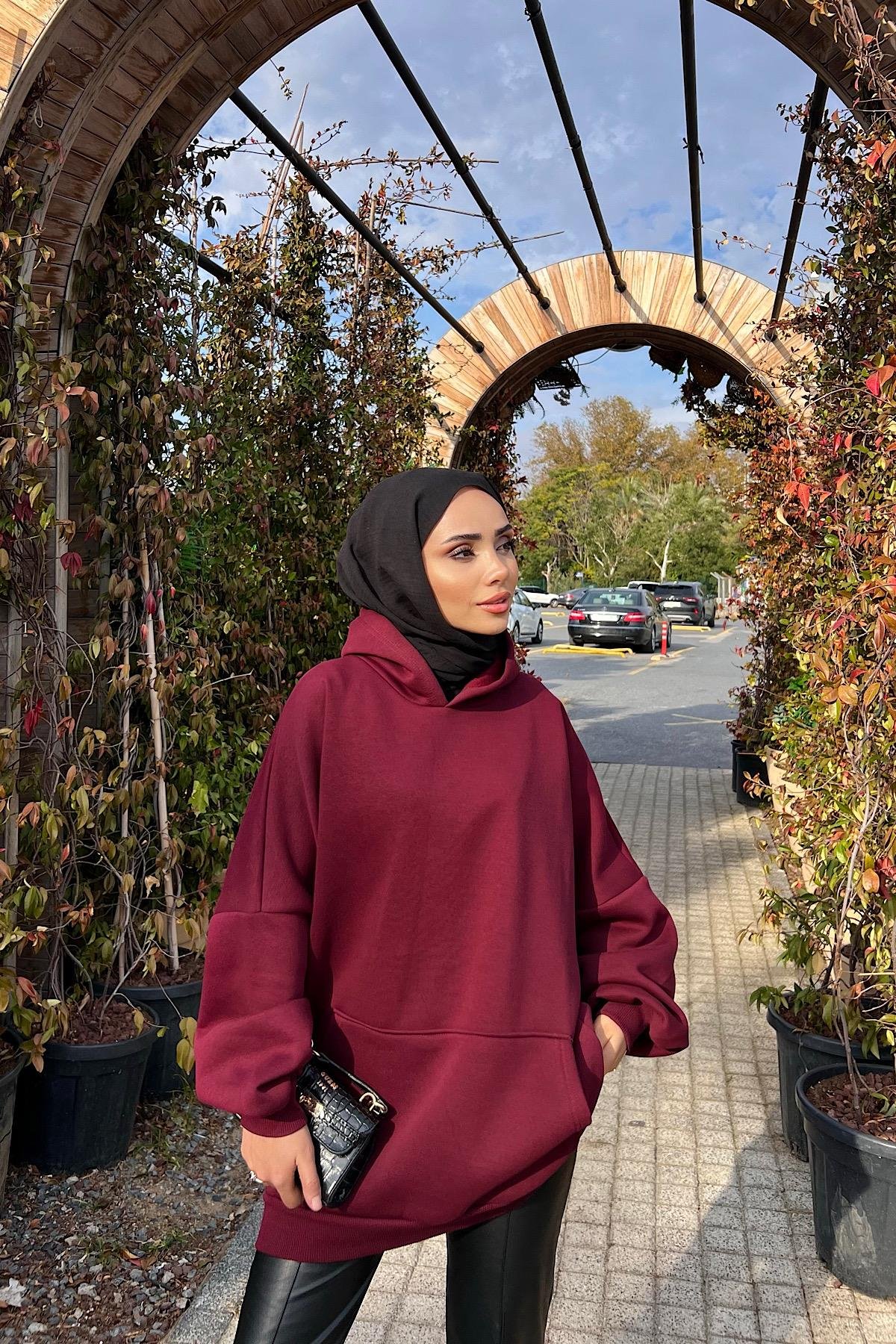Üç İplik Kanguru Cep Sweat Vişne ÇürüğüDubaiShowroomÜST GİYİM3584