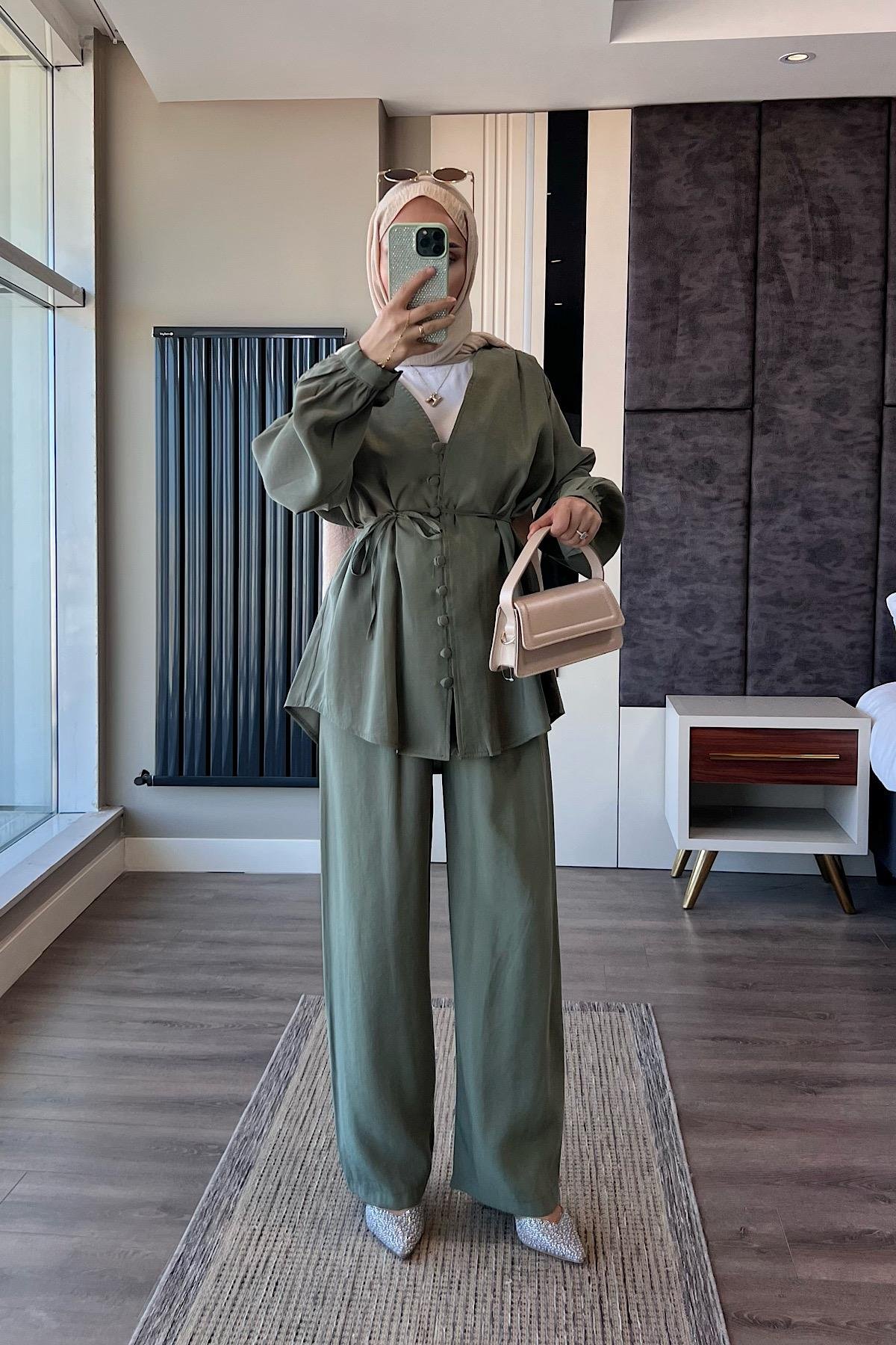Kruvaze Yaka İkili Takım YeşilDubaiShowroomTAKIM01279-YŞL