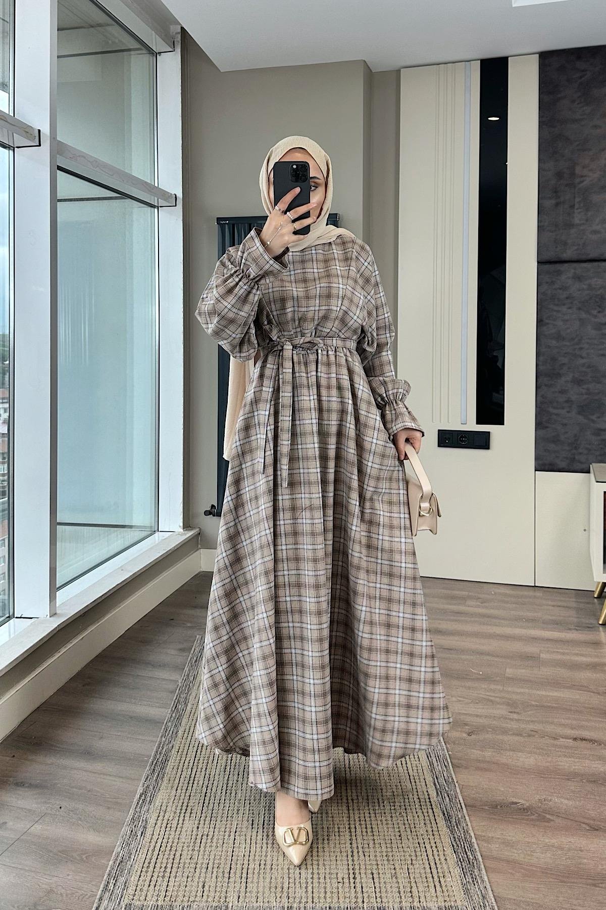 Ekose Desen Elbise VizonDubaiShowroomELBİSELER01180