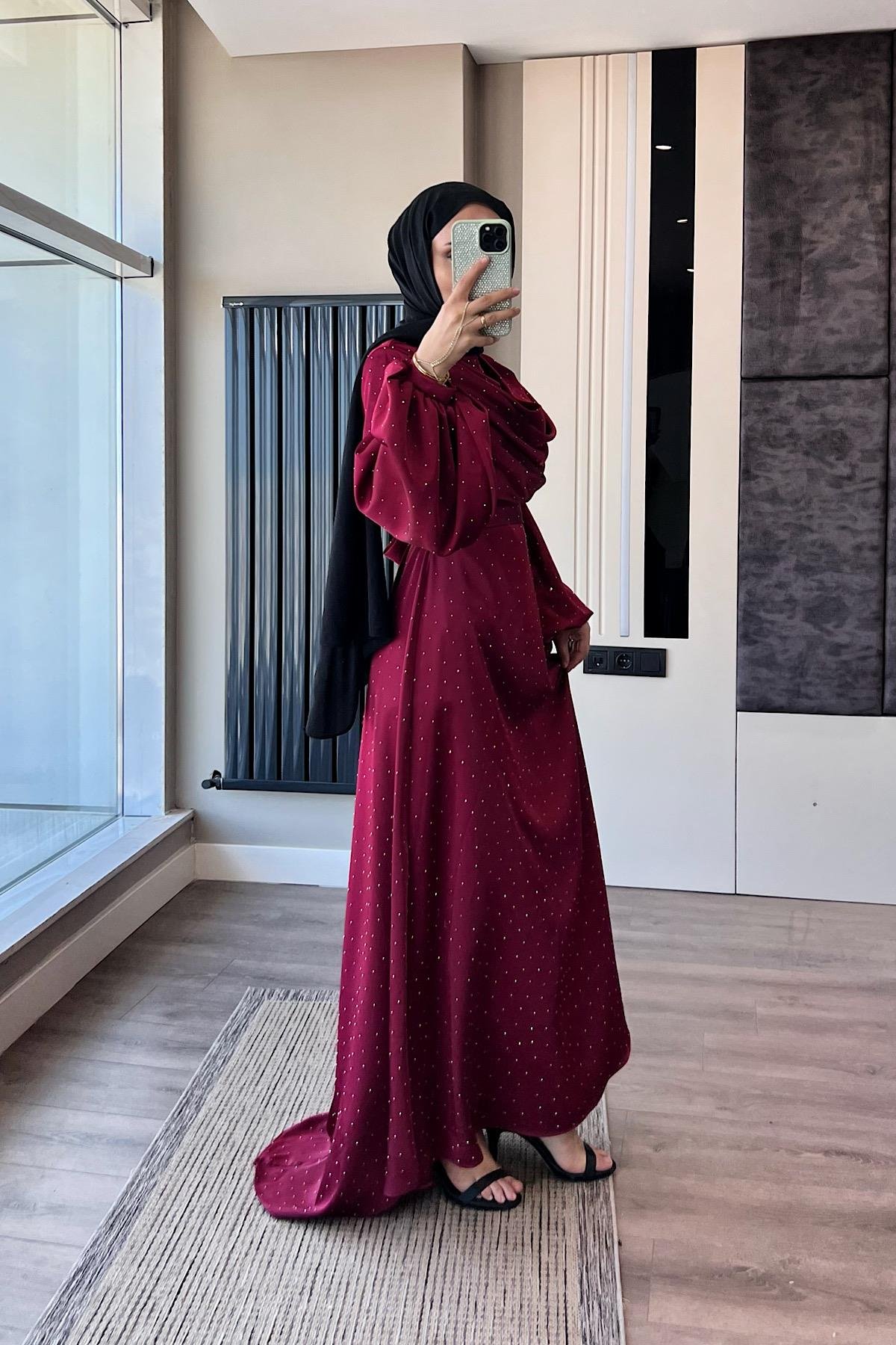 Degaje Yaka Taşlı Saten Elbise BordoDubaiShowroomELBİSELER5100-BRD