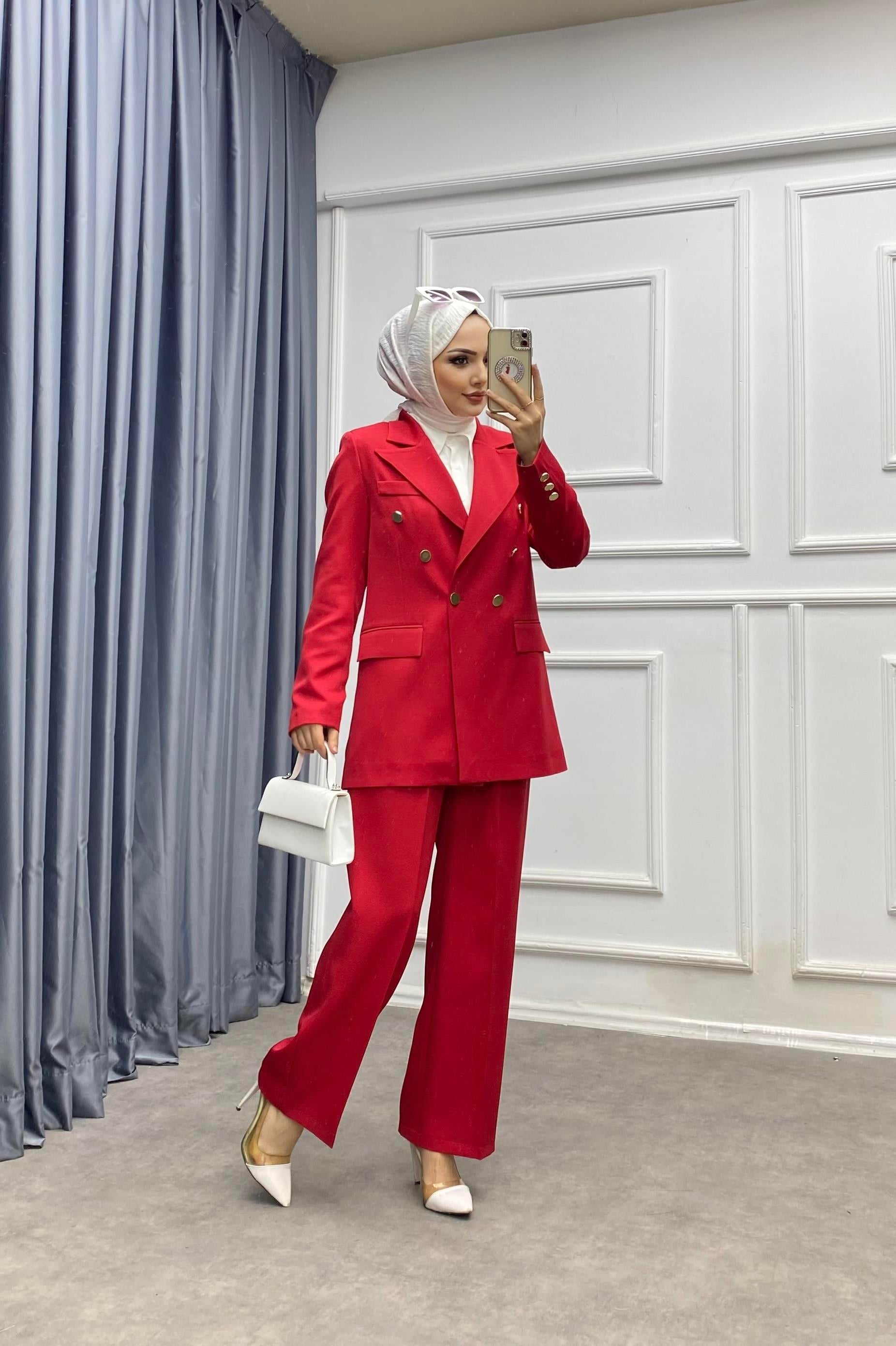 Ceketli takım kırmızı