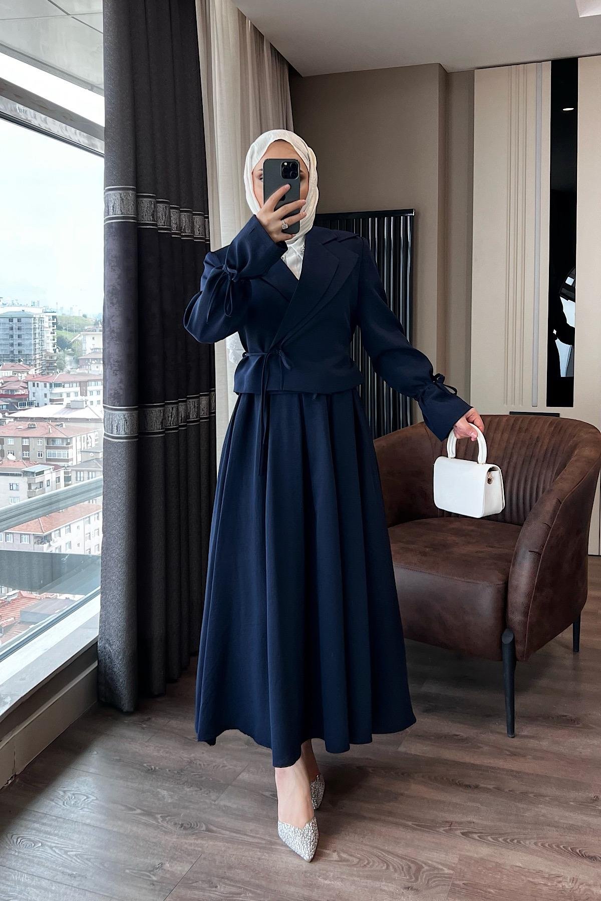 Çift Yakalı Takım Lacivert