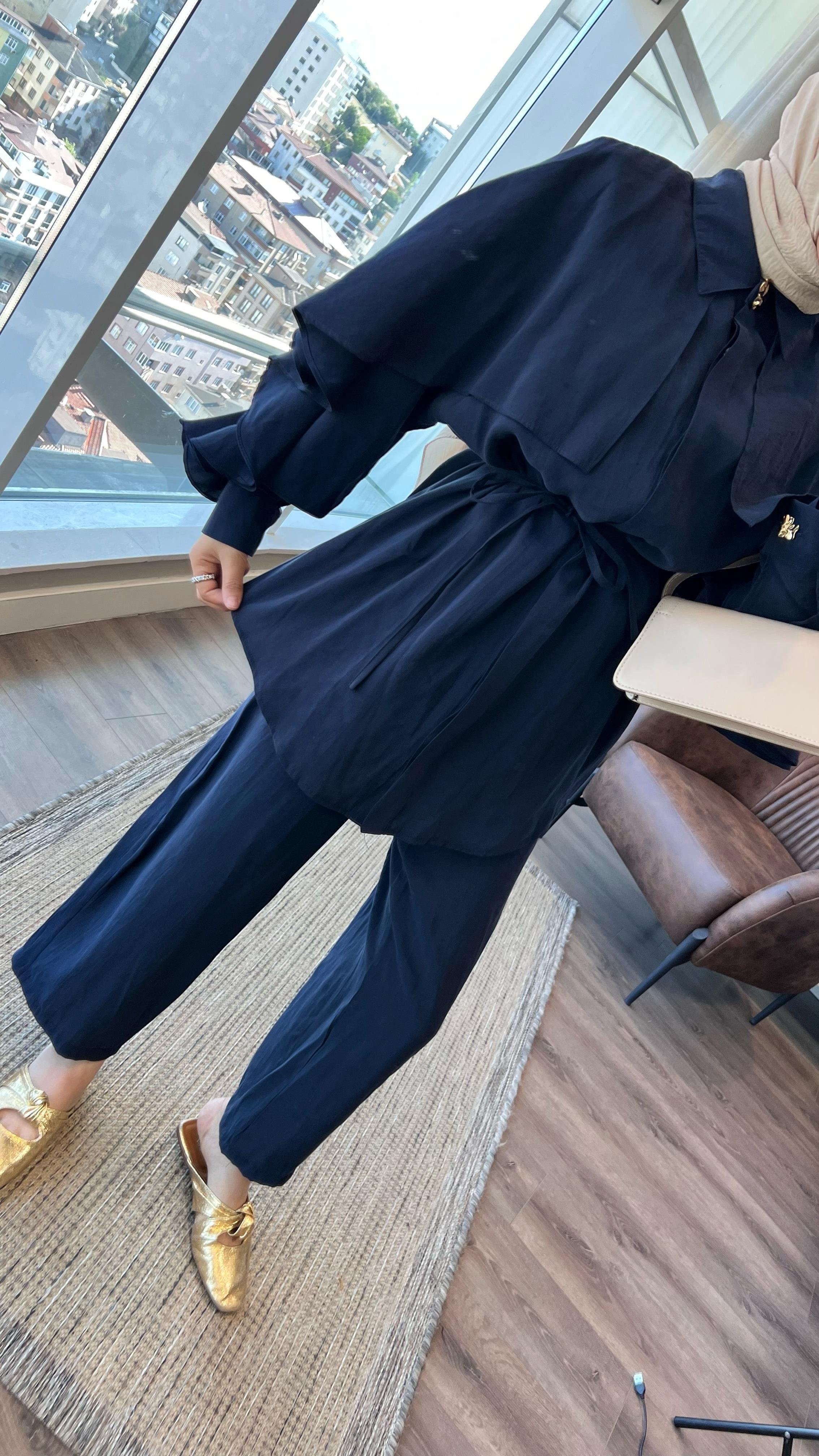 Kolları fırfırlı Takım LacivertDubaiShowroomTAKIM22729