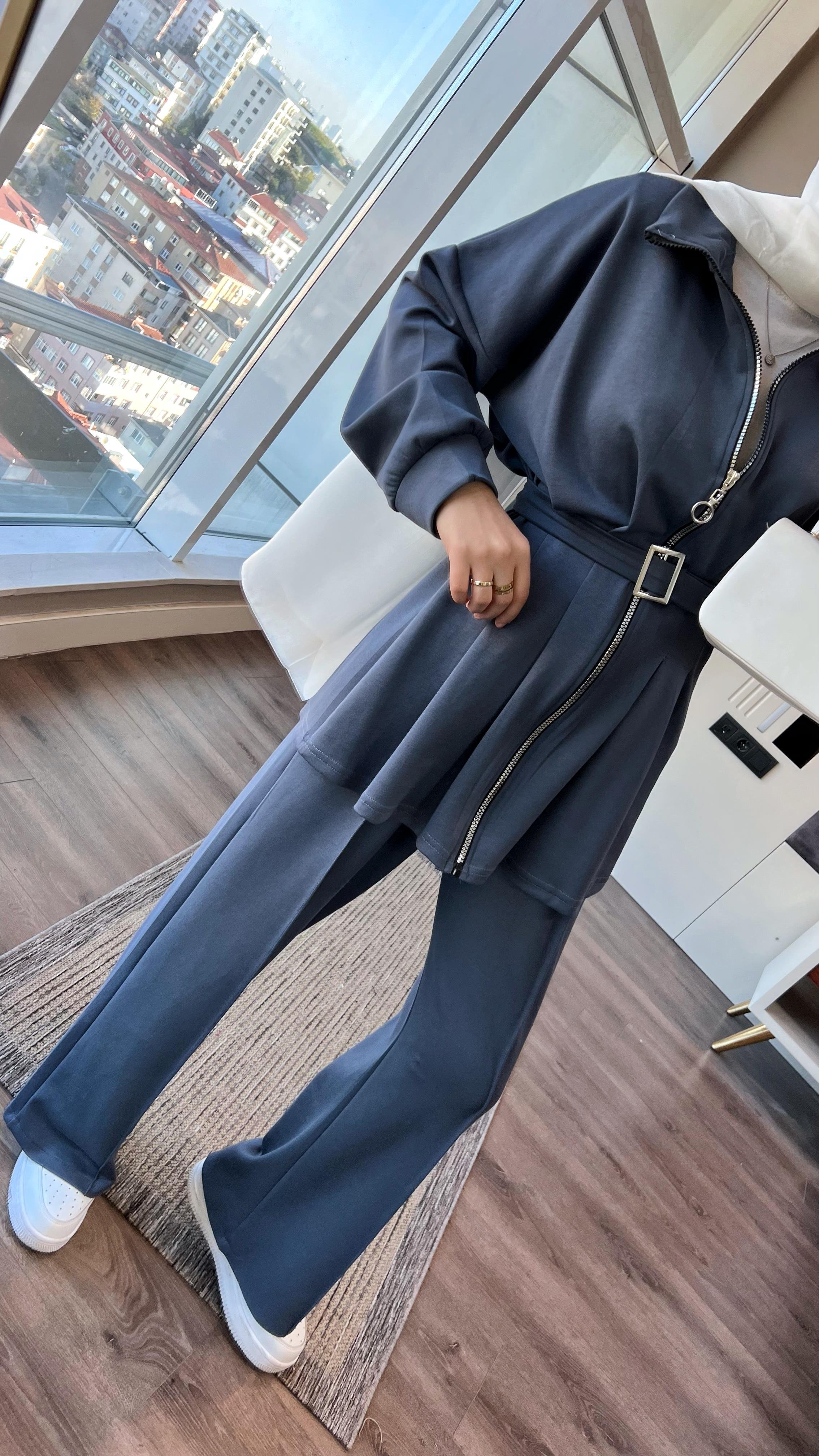 Pantolonlu Takım GriDubaiShowroomTAKIM01360