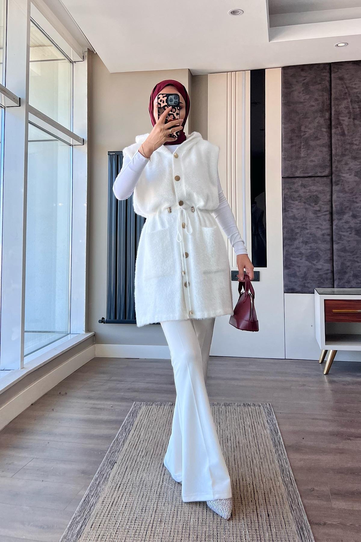Kapşonlu Yumoş Yelek BeyazDubaiShowroomDIŞ GİYİM25146
