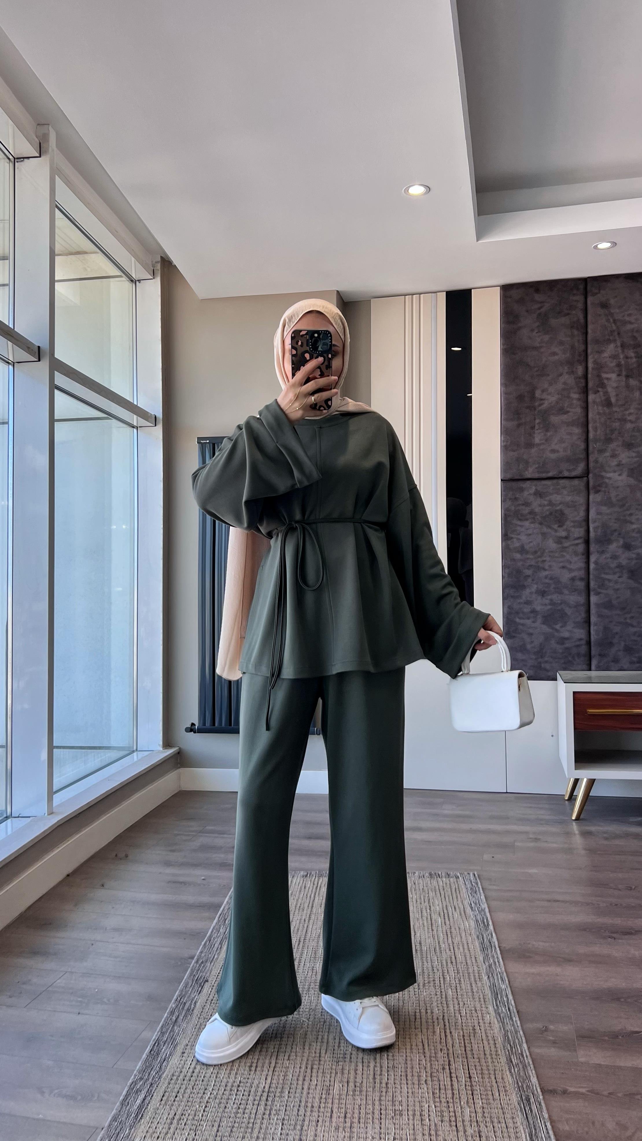 Kolu Katlamalı Oysho takım YeşilDubaiShowroomTAKIM05665