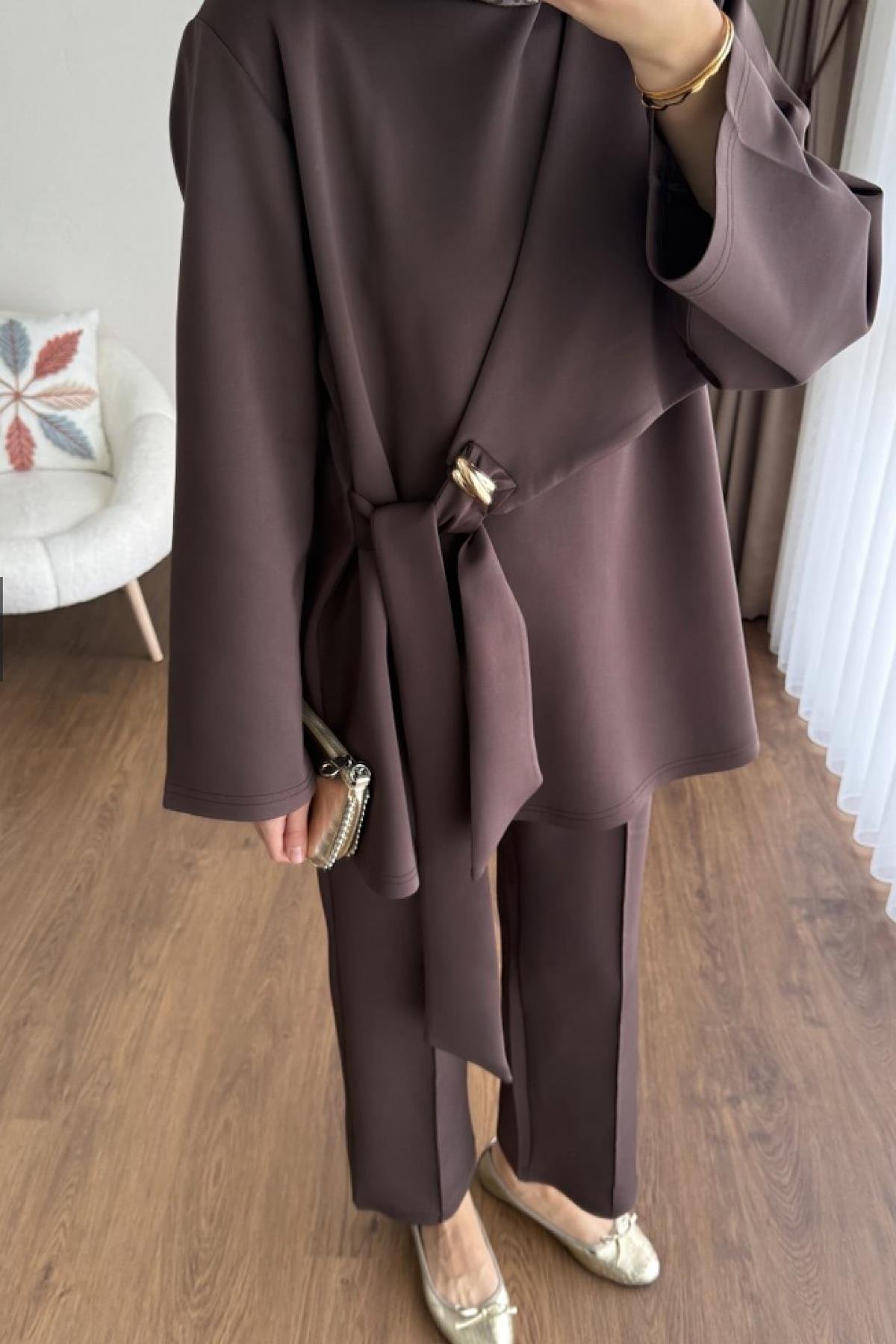 Skuba Takım KahverengiDubaiShowroomTAKIM05151