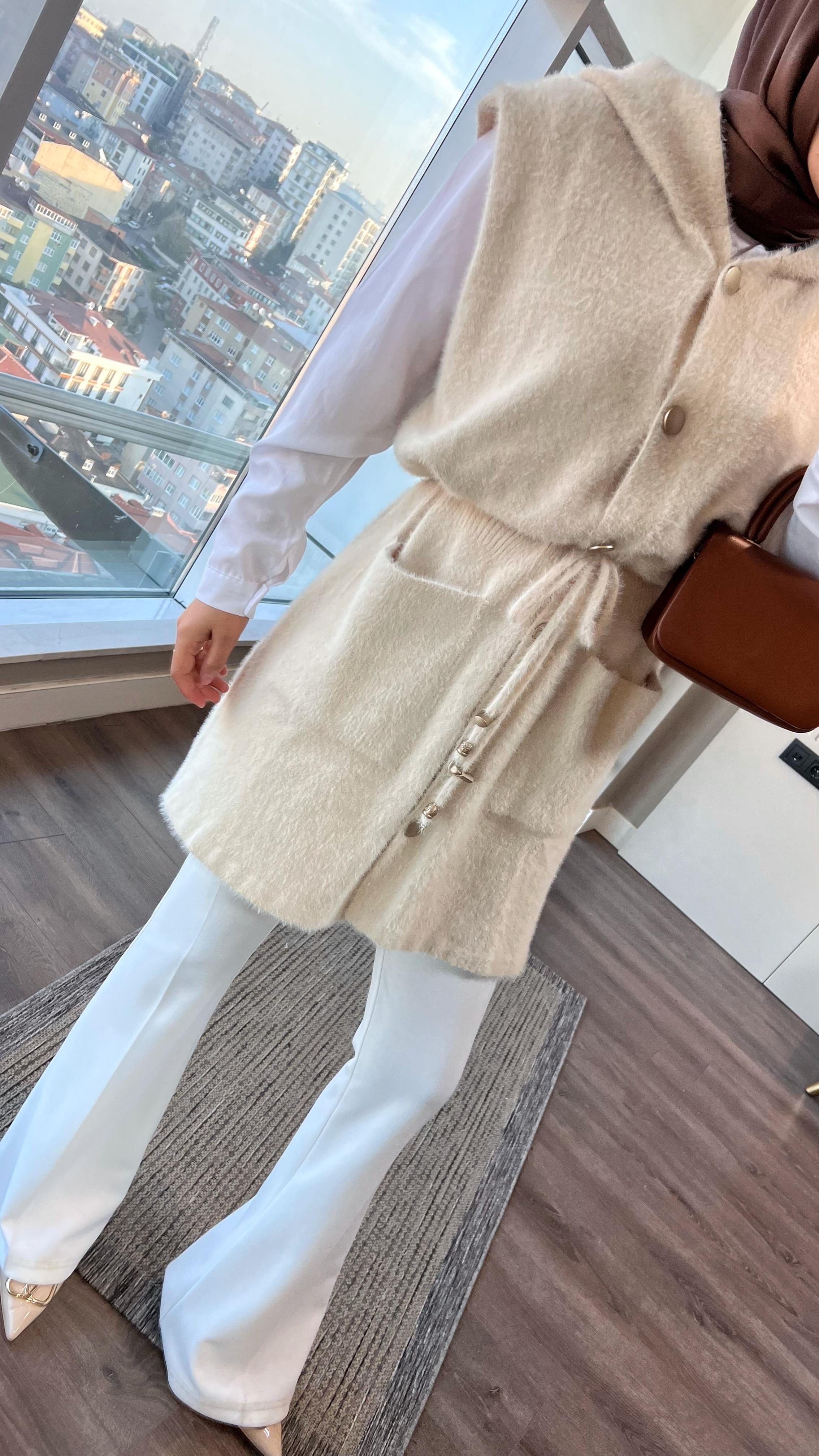 Kapüşonlu Yumoş Yelek KremDubaiShowroomDIŞ GİYİM25146-Krem