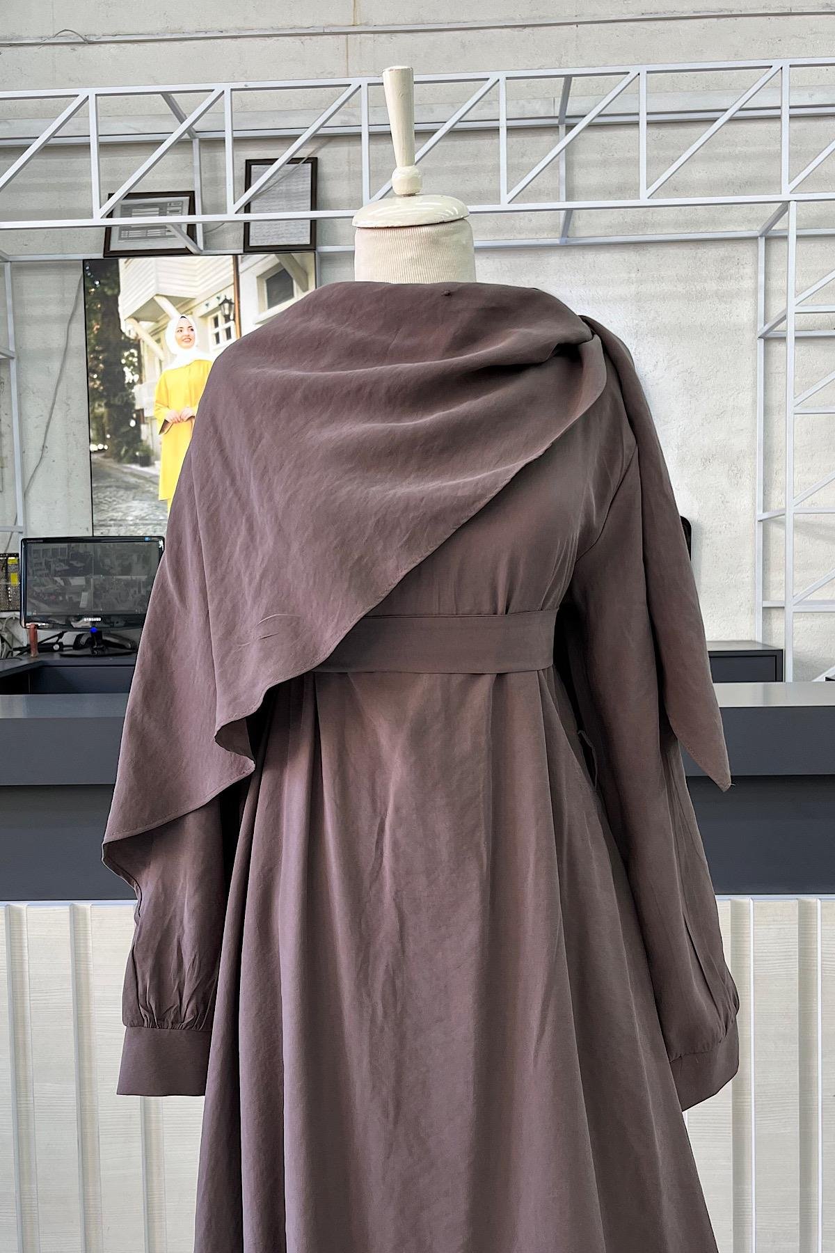 Şal yaka elbise Kahve DubaiShowroomELBİSELER010800