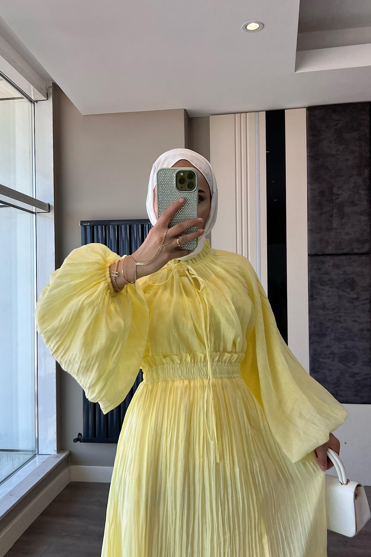 Kraşlı Vual Etekli Takım SarıDubaiShowroomTAKIM02326-SR