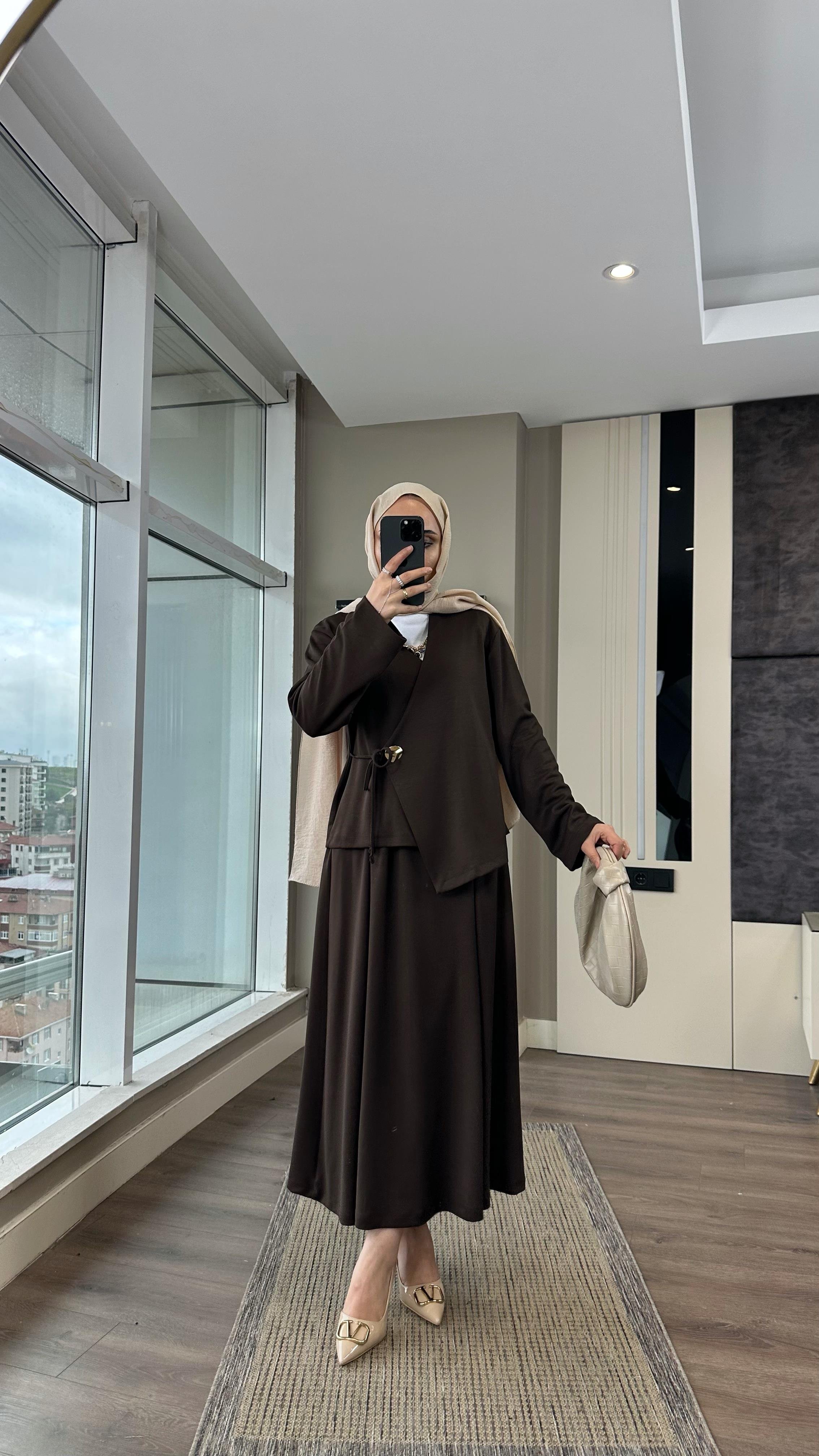 Lucas Modal Etekli Takım KahverengiDubaiShowroomTAKIM01035