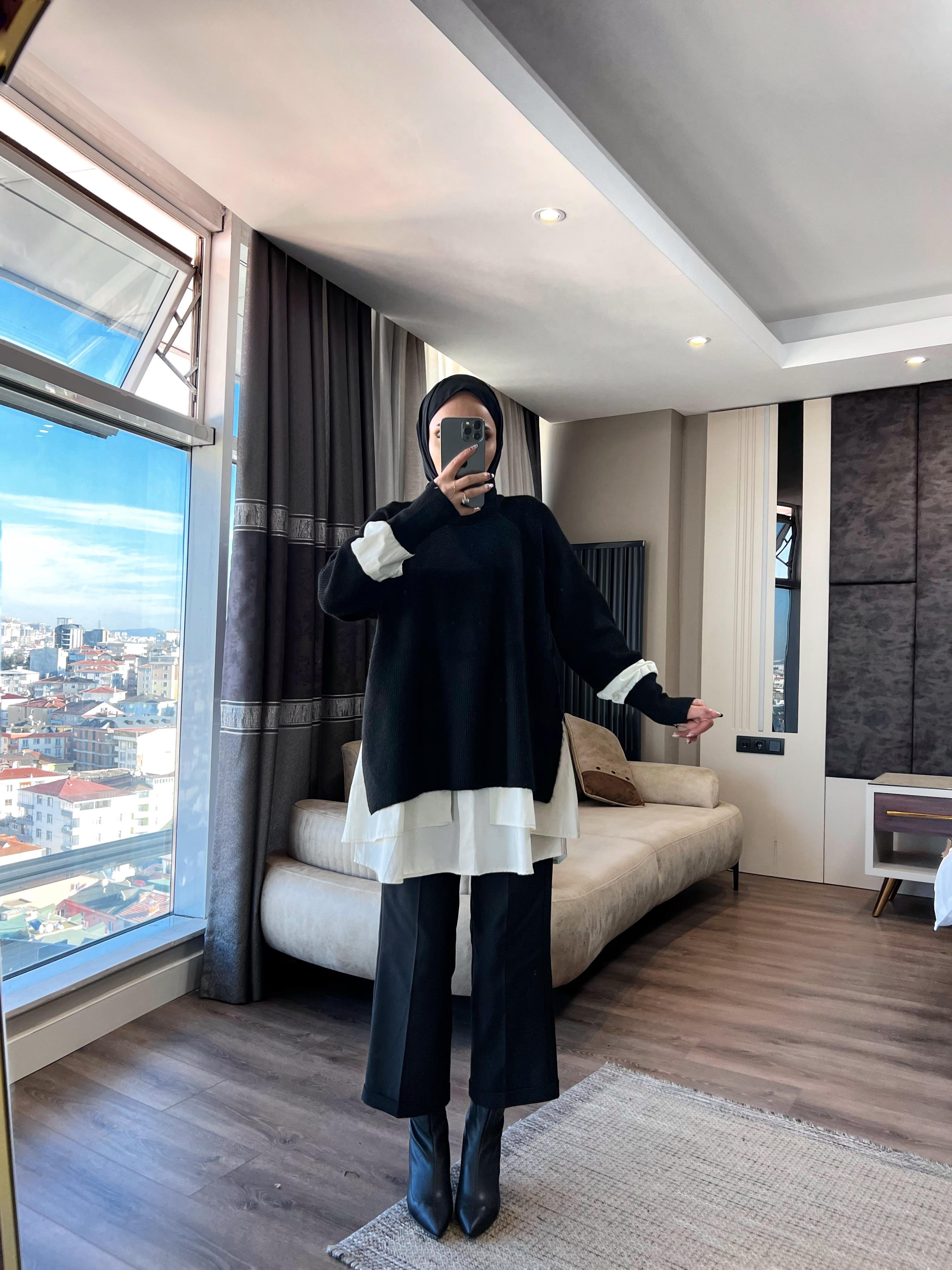 Gömlek Detaylı Triko Tunik Siyah 
