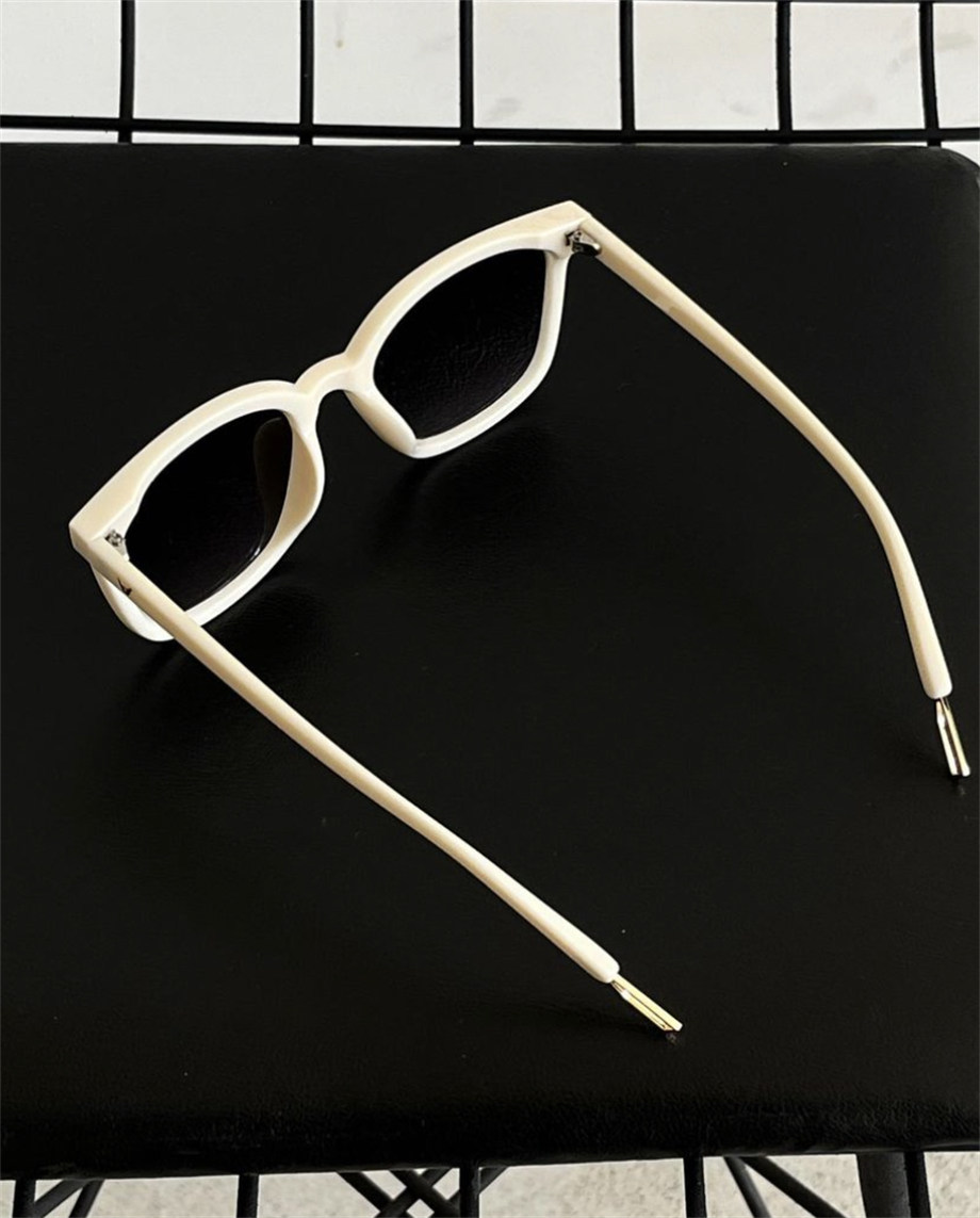 Jasmin gözlük krem