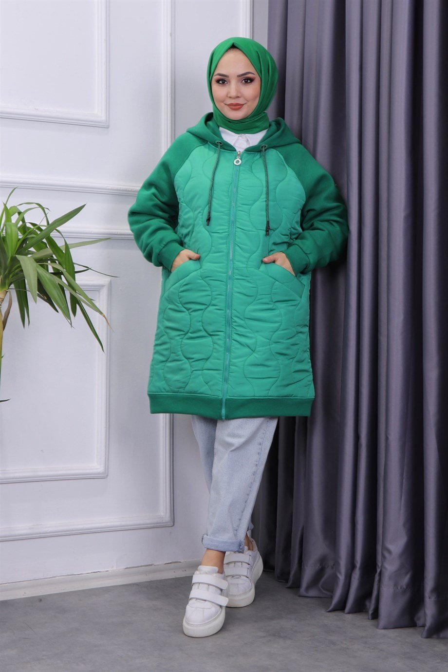 KAPİTONE MONT