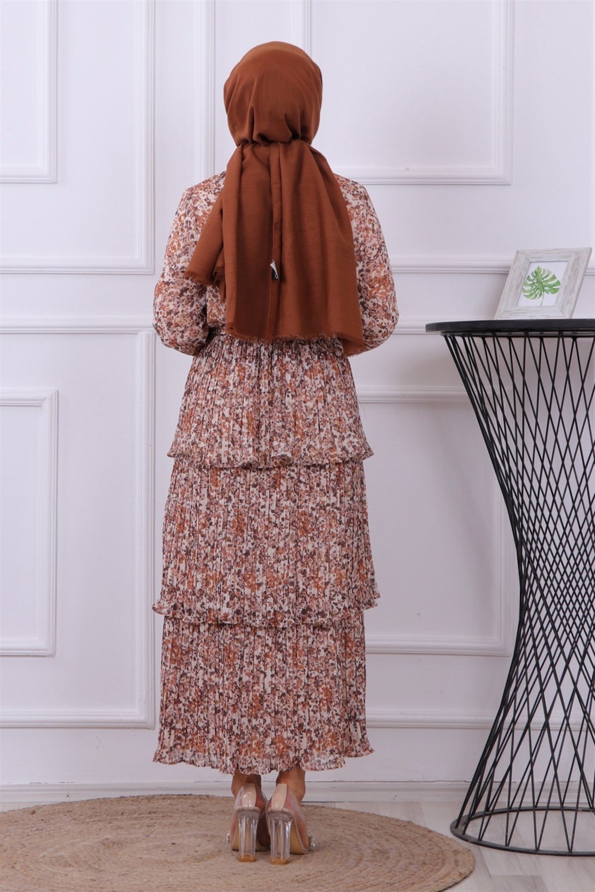 kat kat çiçekli elbise krem