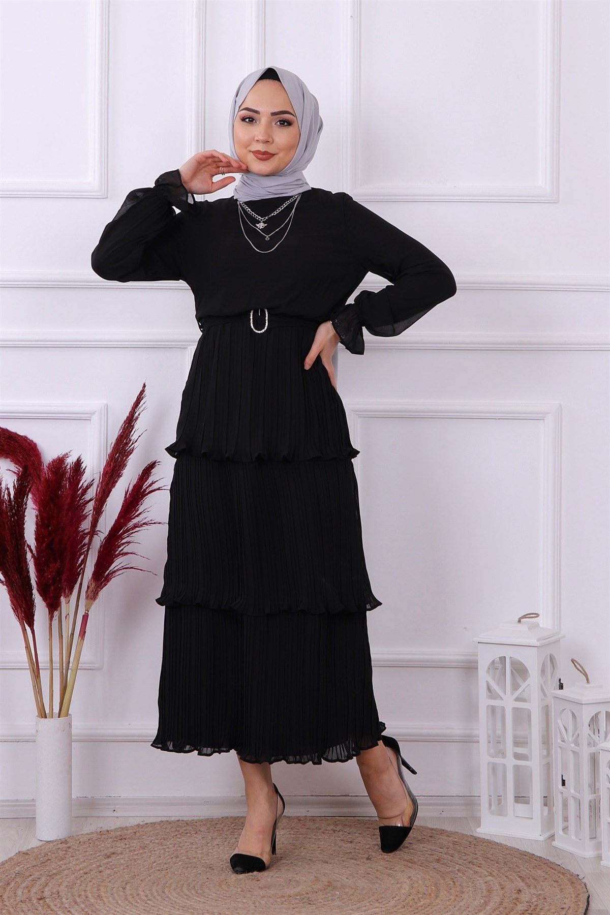 KAT KAT PLİSELİ ELBİSE SİYAH