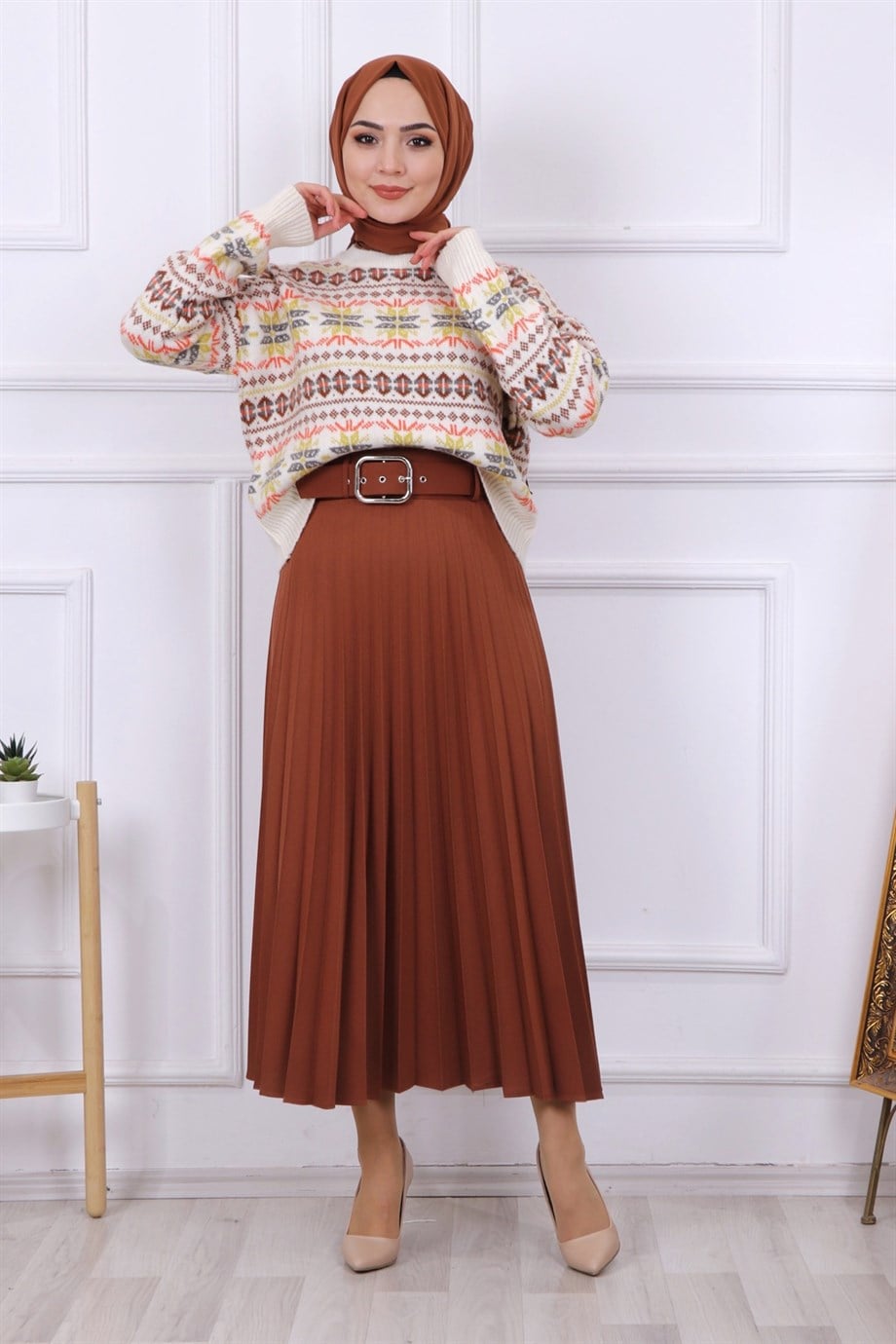 KEMERLİ PLİSELİ ETEK TABA