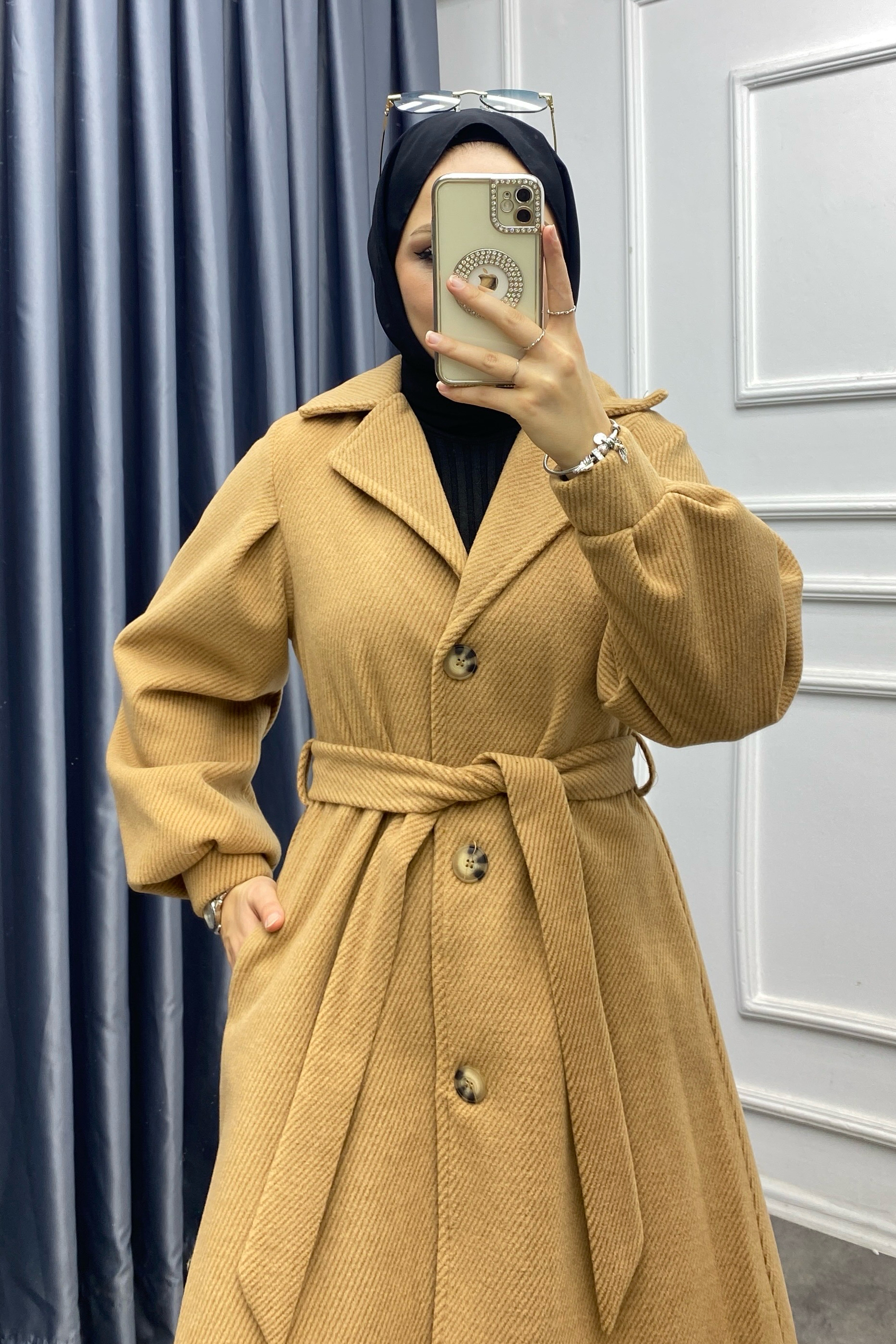 Kendinden kırçıllı kaban camel