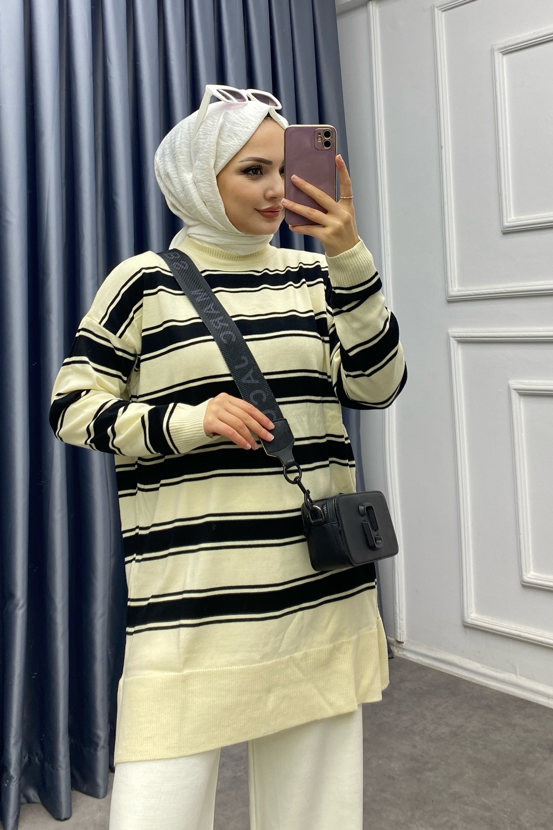 Krem Şeritli Tunik