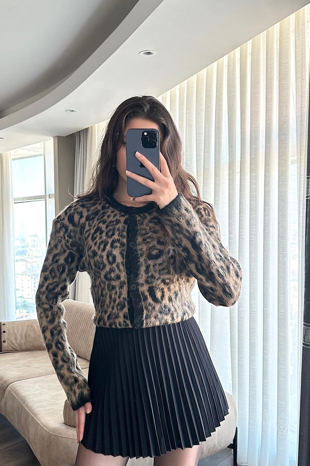 Leopar yün hırka siyah-kahve