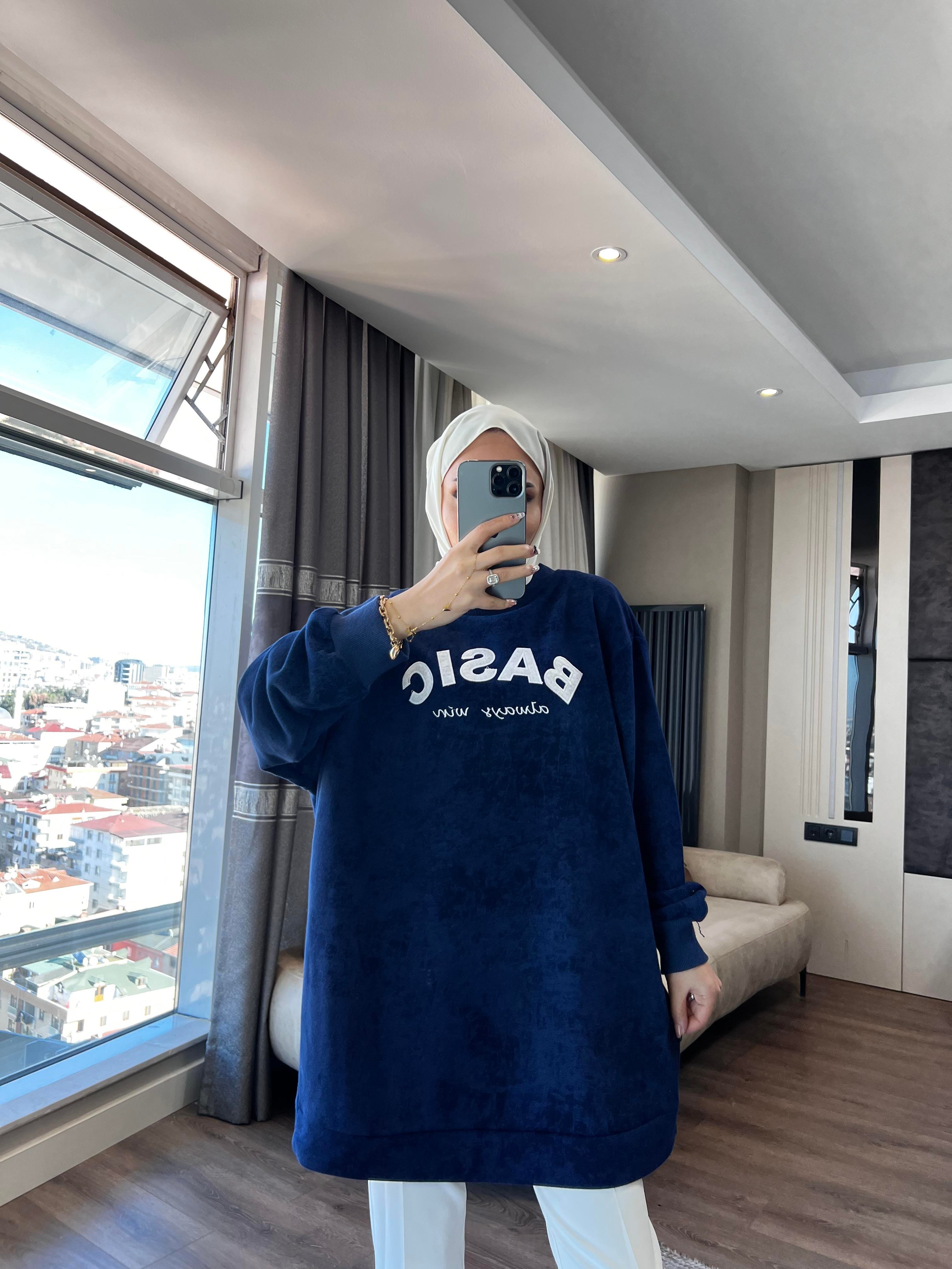 Önü Basıc Yazılı Sweat Lacivert